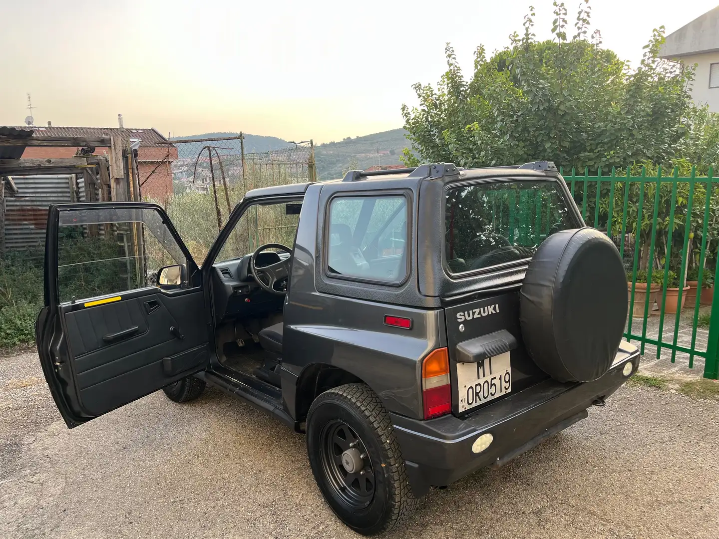 Suzuki Vitara Vitara 3p 1.6 JLX Grau - 1