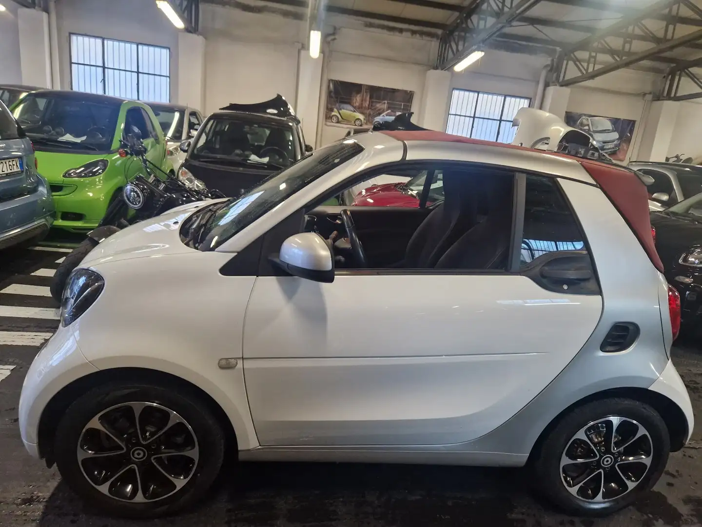 smart forTwo Cabrio 2017 passion automatica garanzia Bianco - 1