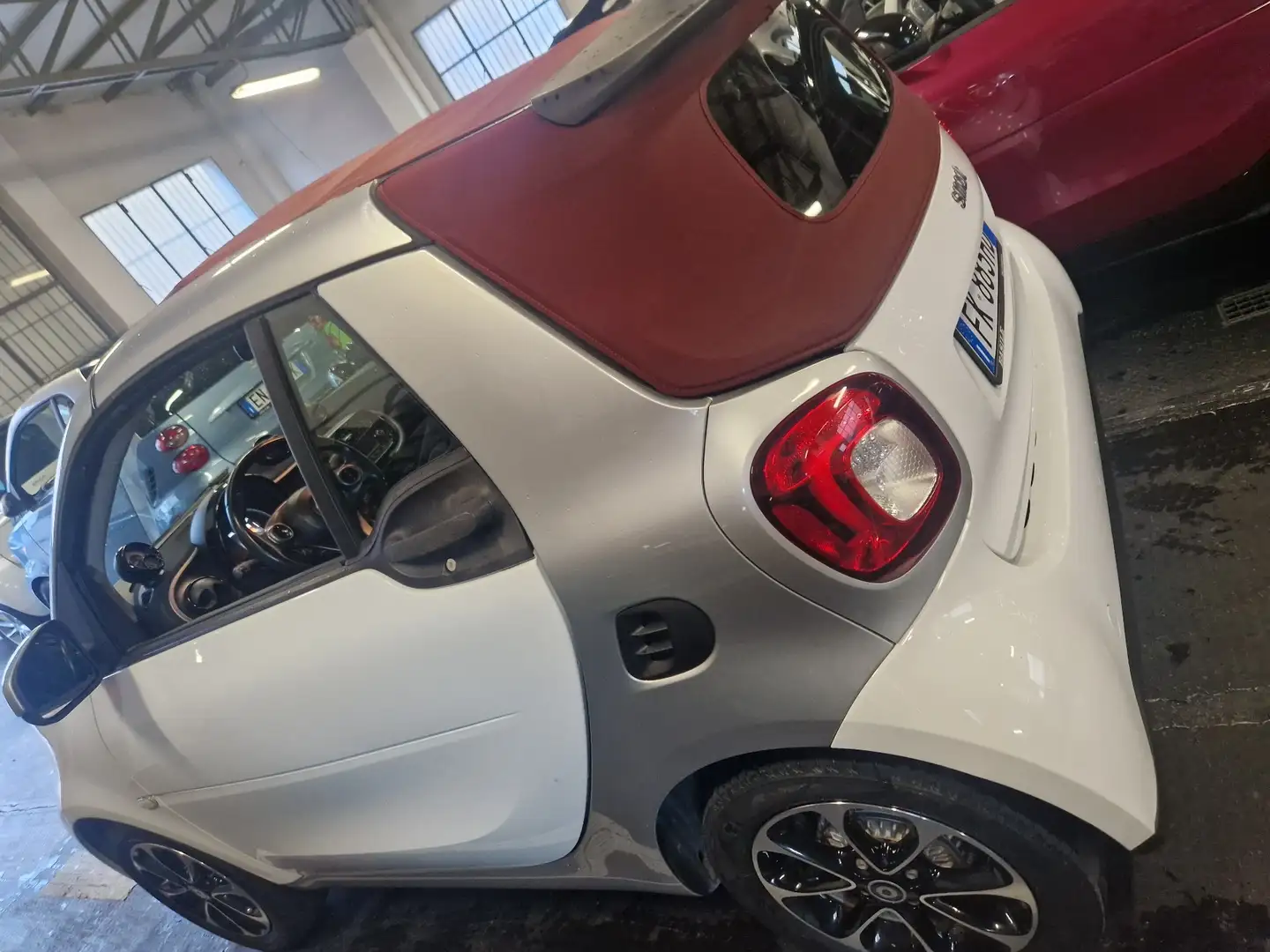 smart forTwo Cabrio 2017 passion automatica garanzia Bianco - 2