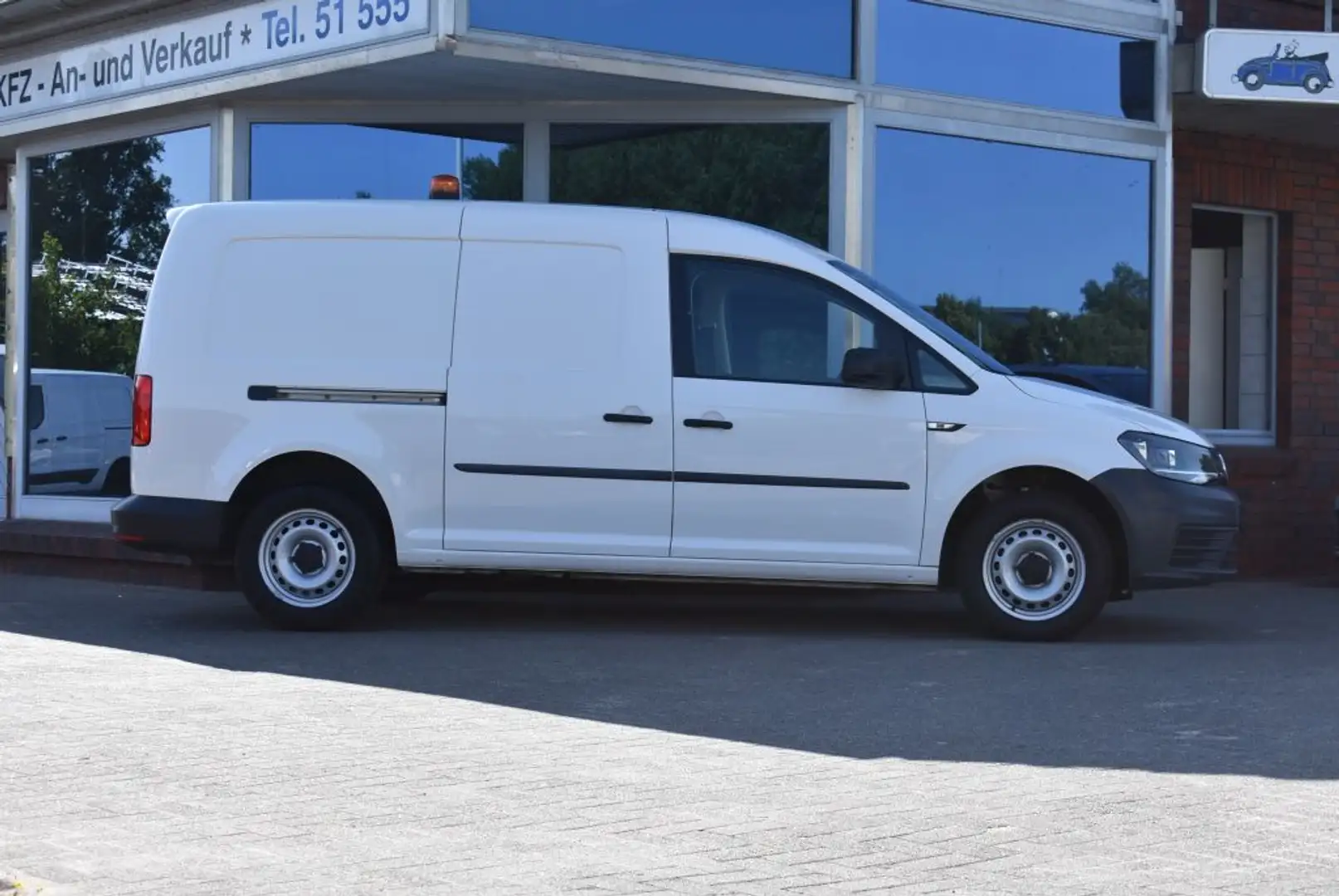 Volkswagen Caddy 2.0 TDI DSG Maxi Klima el. FH el. Spiegel PDC 1.Ha - 2