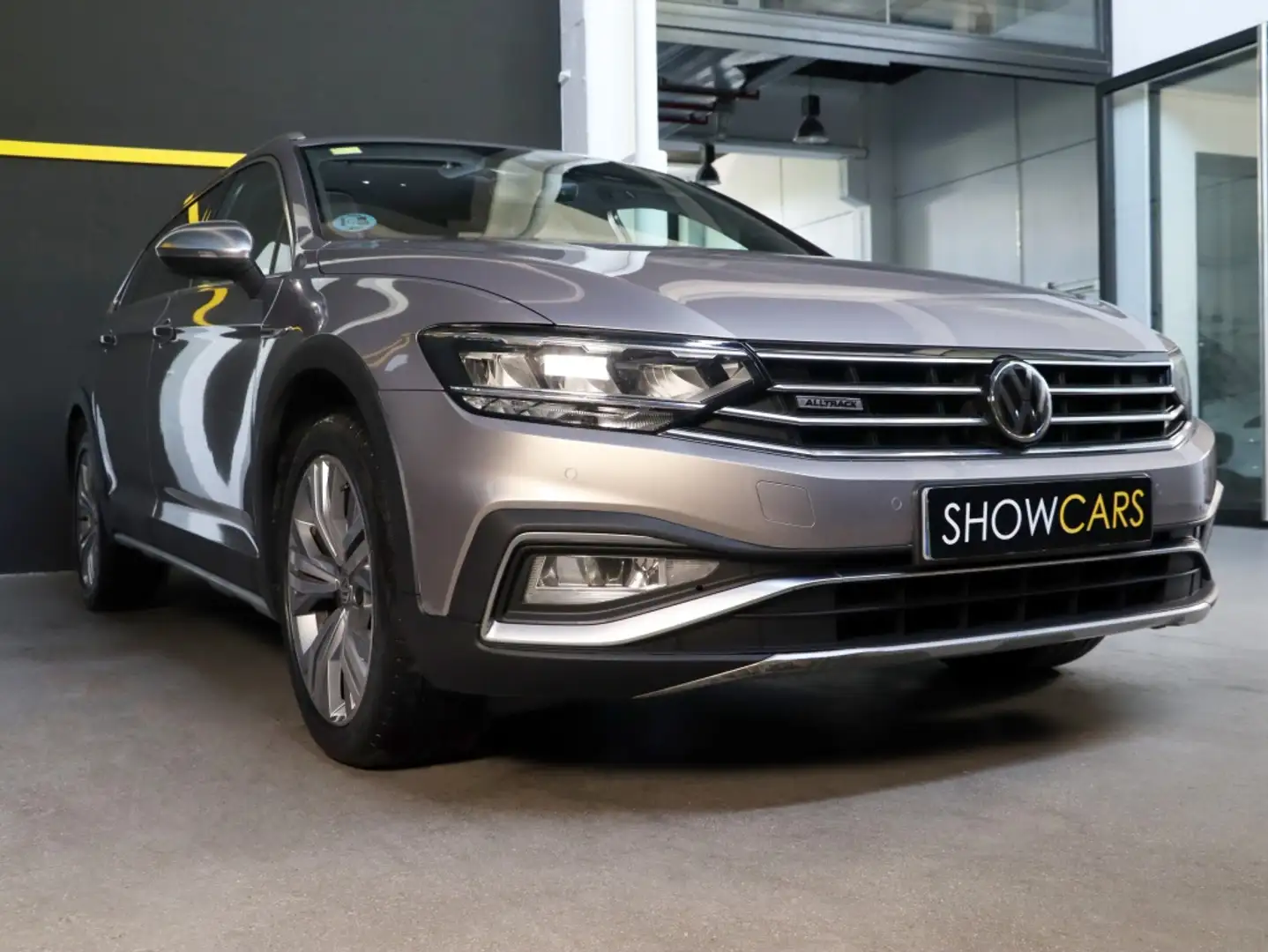 Volkswagen Passat Alltrack 2.0TDI 4Motion DSG 140kW Beige - 2