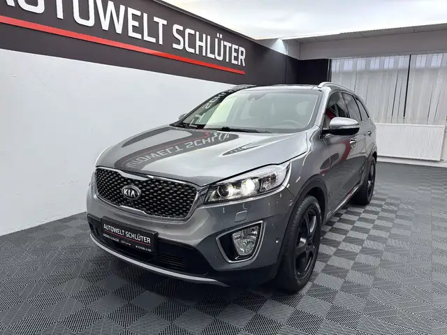 Kia Sorento Platinum Edition 4WD Autom Navi*Pano*AHK