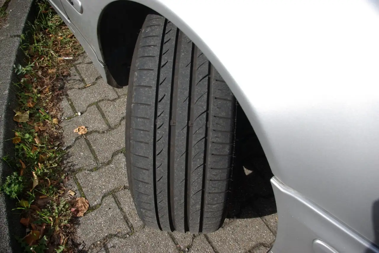 Mercedes-Benz CLK 230 KOMPRESSOR * Vollausstattung*, foto 2