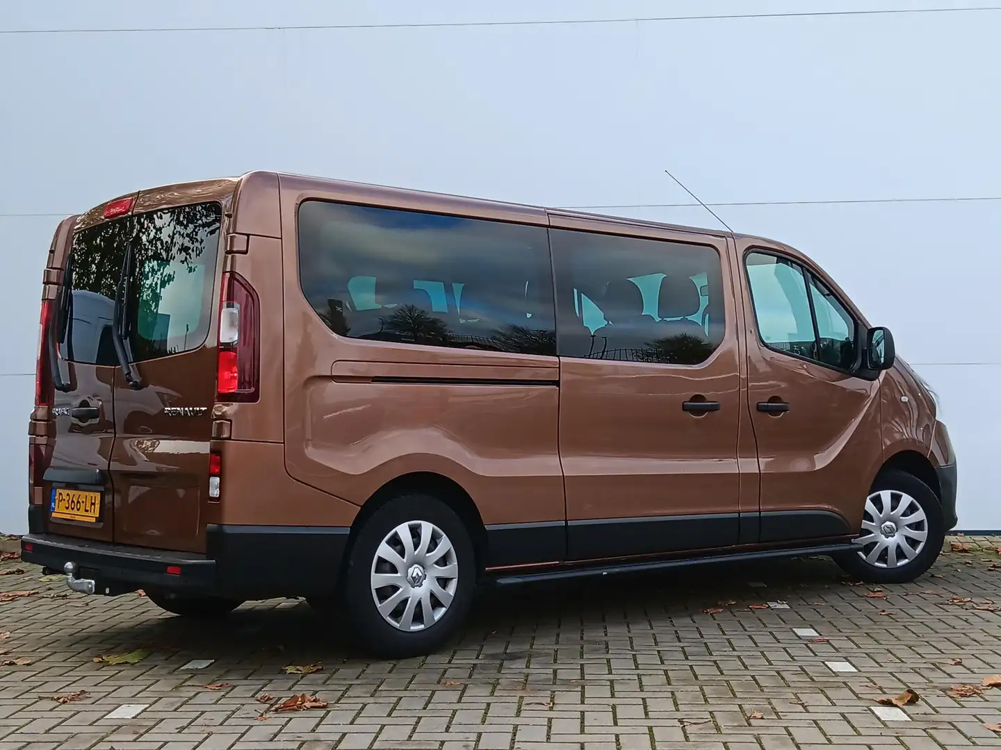 Renault Trafic Passenger 2.0 dCi 120 Grand Zen Trekhaak / 9-Perso Marrón - 2