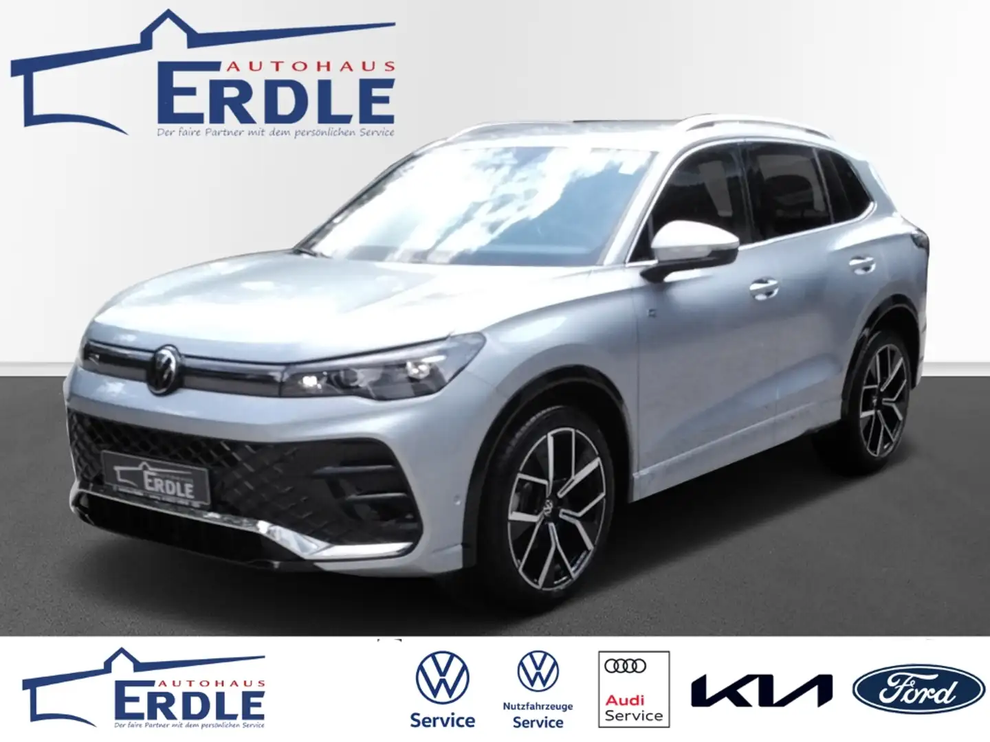Volkswagen Tiguan R-Line 1.5 eTSI DSG *AHK *Kamera *el. Heckklappe Silber - 1