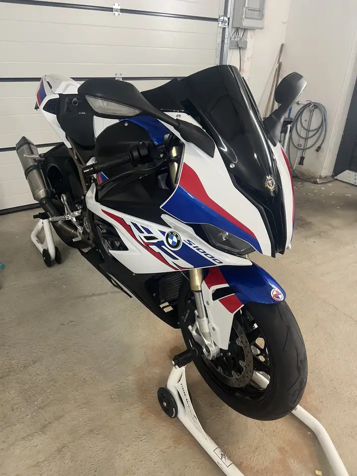 BMW S 1000 RR