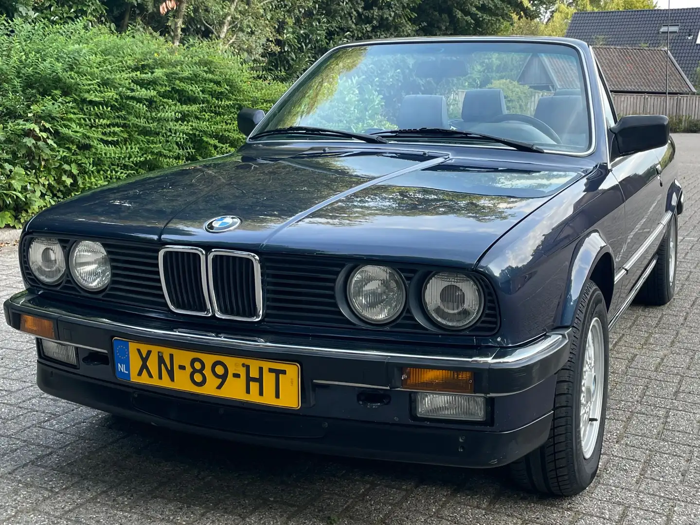 BMW 320 Cabriolet Bleu - 1