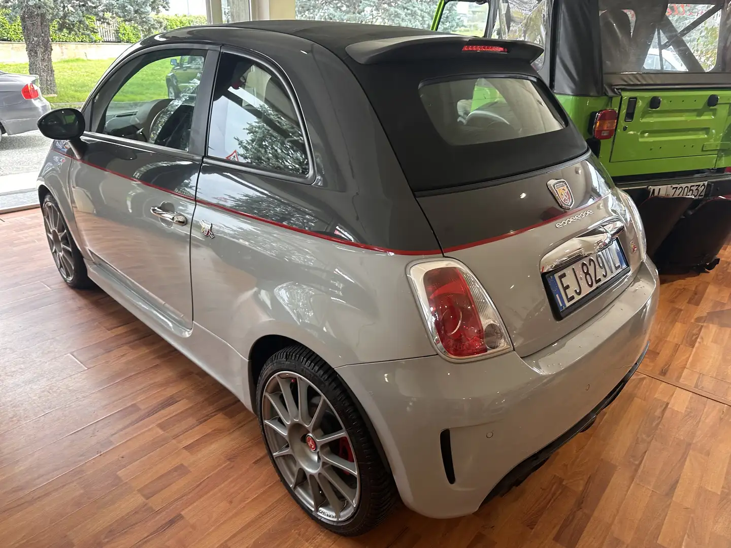 Abarth 500C 1.4 16v t. t-jet bicol. 140cv MTA - 2