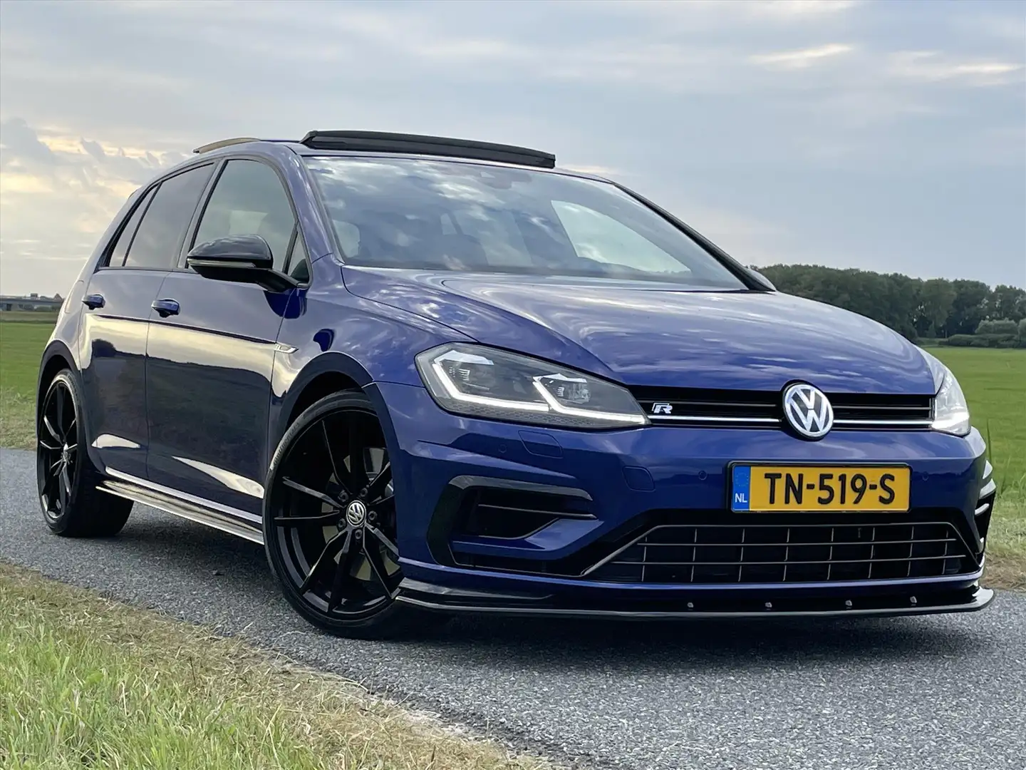 Volkswagen Golf 7.5 2.0 TSI R 310PK 4Motion / Pano / Dynaudio / Vi Blauw - 2