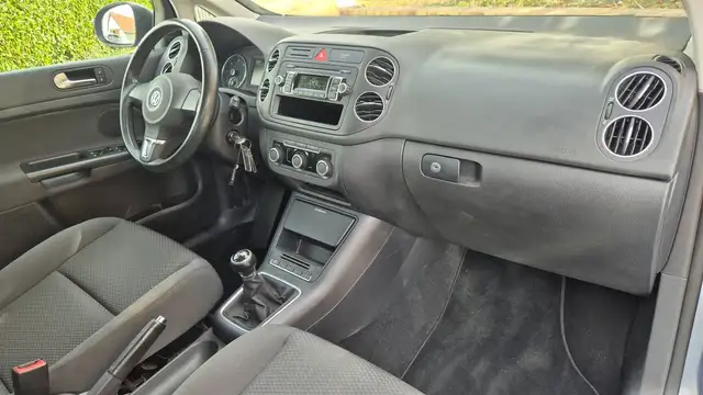 Volkswagen Golf Plus view 10