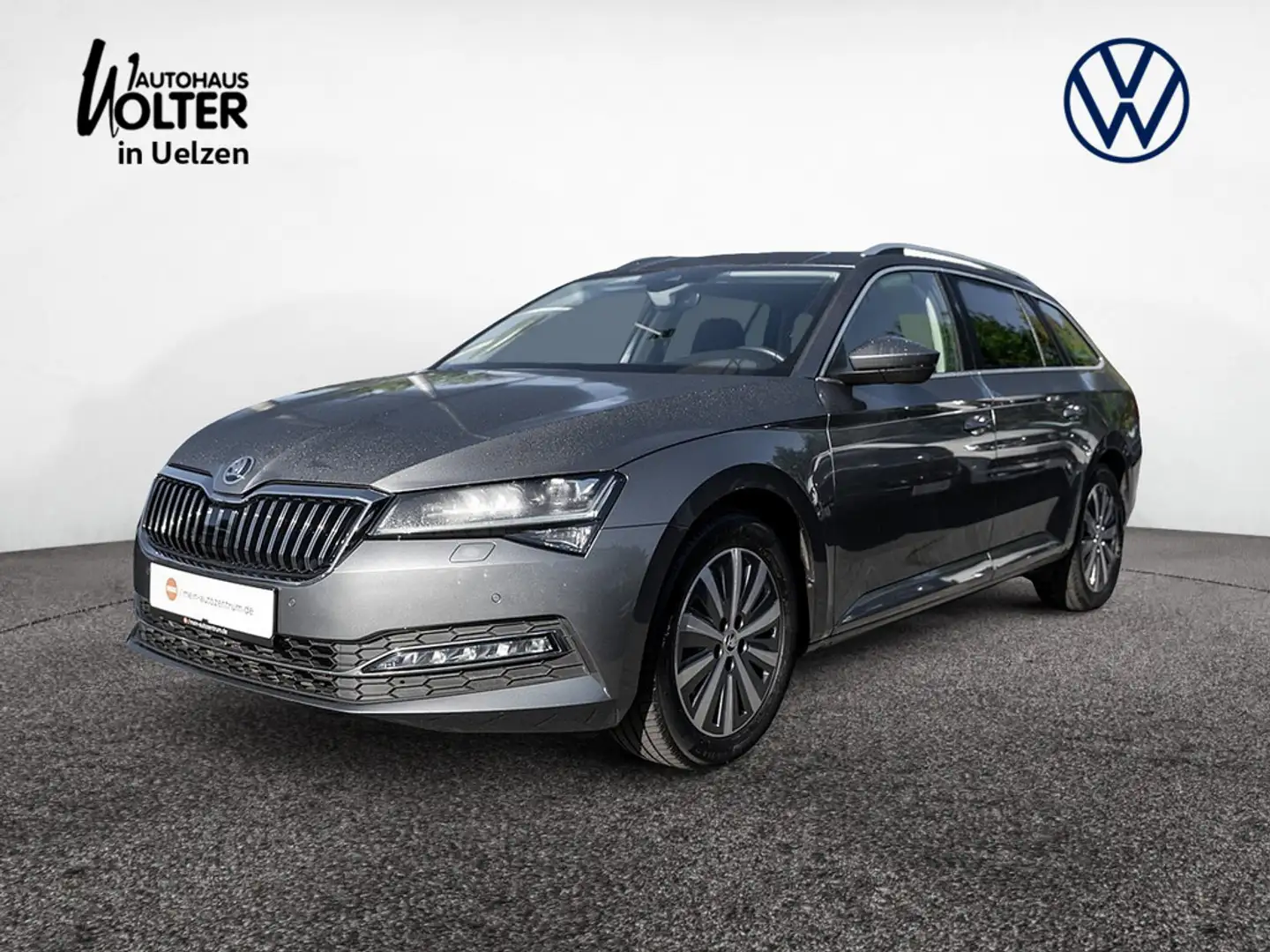Skoda Superb Combi 2.0 TDI Style AHK NAVI LED VIRTU Grau - 1