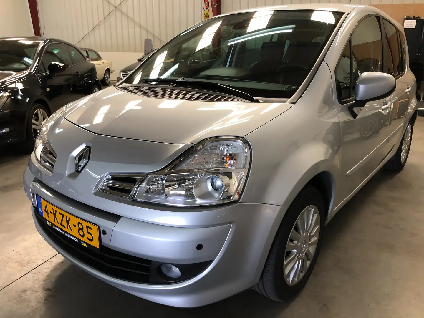 Renault Modus 1.6-16V Night,Clima,Cruise,Automaat Gris - 2