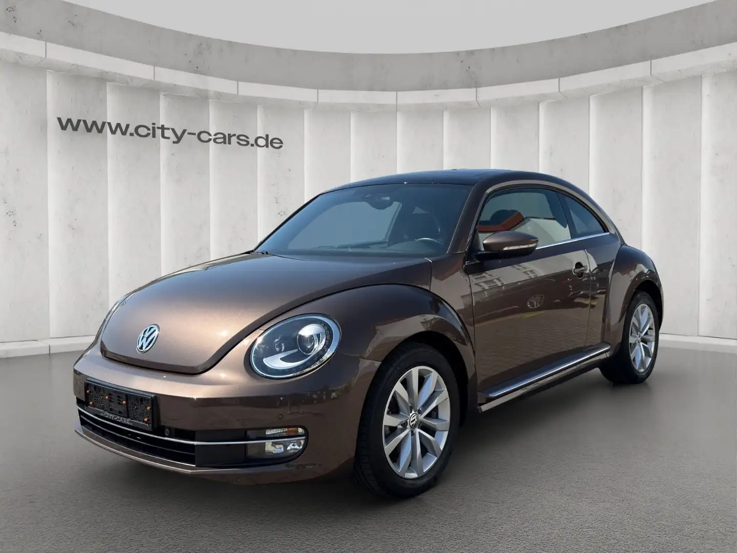 Volkswagen Beetle Lim. Design*Bi-Xenon*Panorama*Navi*PDC Braun - 1