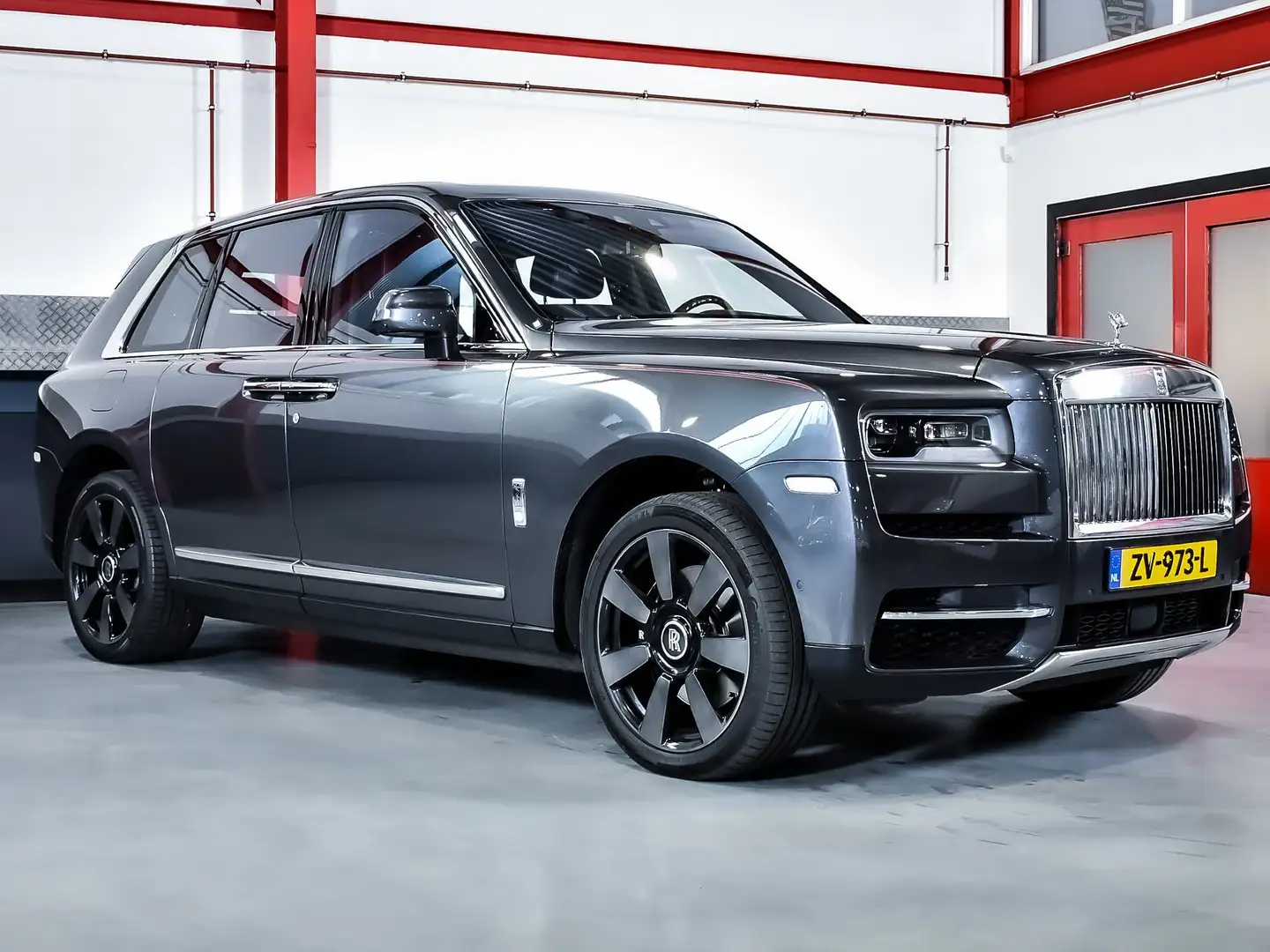 Rolls-Royce Cullinan 6.75 V12 Szürke - 1