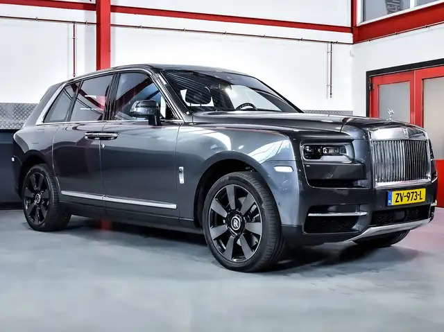 Rolls-Royce Cullinan 6.75 V12