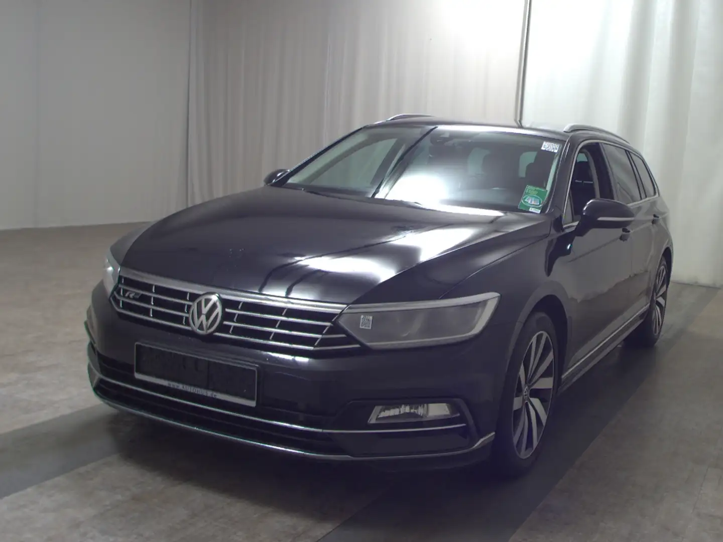 Volkswagen Passat Variant 1.8 TSI BMT Highline AHK R-Line Noir - 2