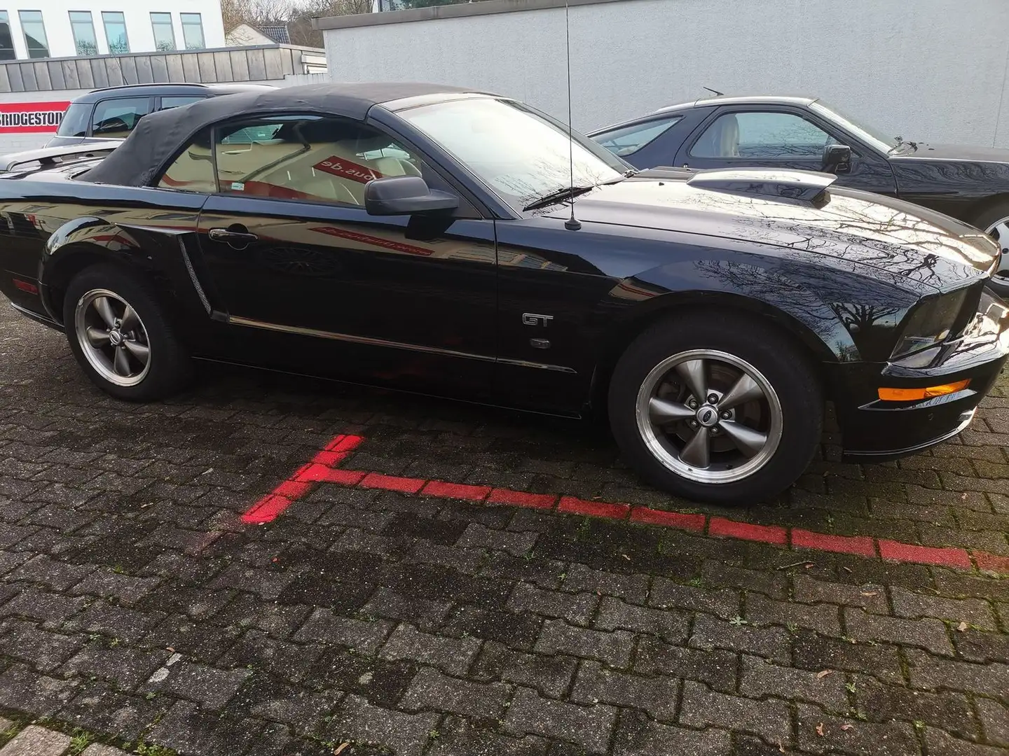 Ford Mustang 4.6 GT V8 Clean Title  "einzigartig schön Чорний - 1