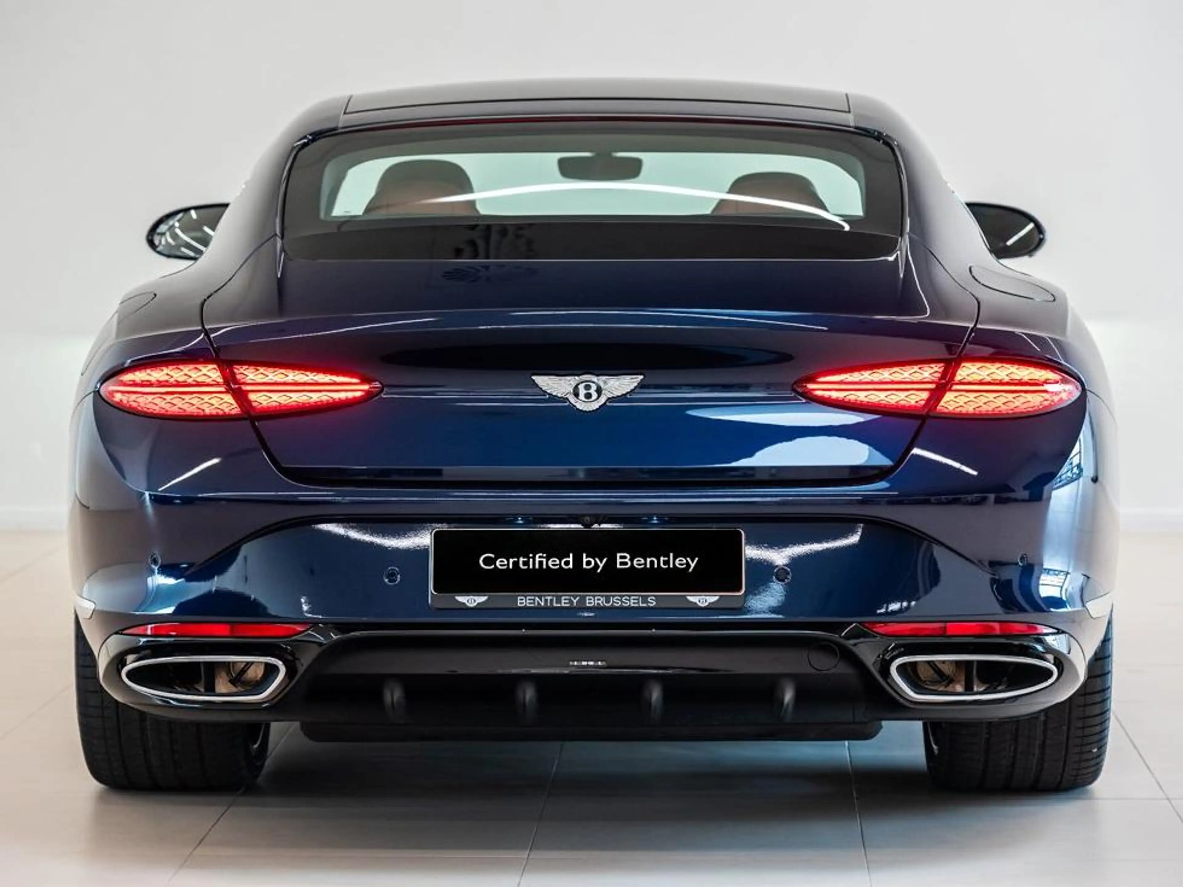 Bentley Continental GT Continental GT Azure V8 Hybrid — photo 5