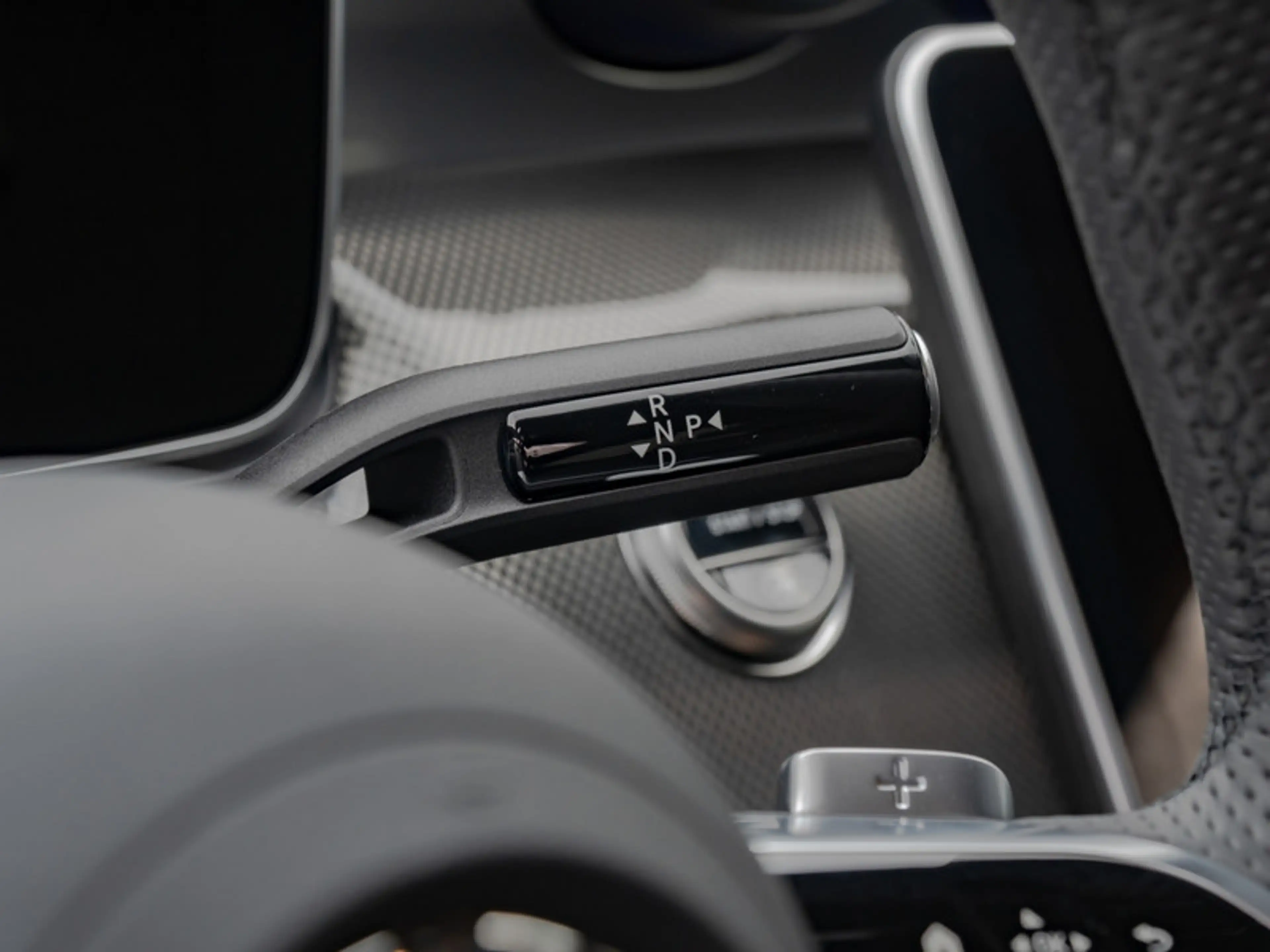 Mercedes-Benz C 200 AMG-Sport/DIGITAL/360/Memo/Night/Distr/18" — photo 14