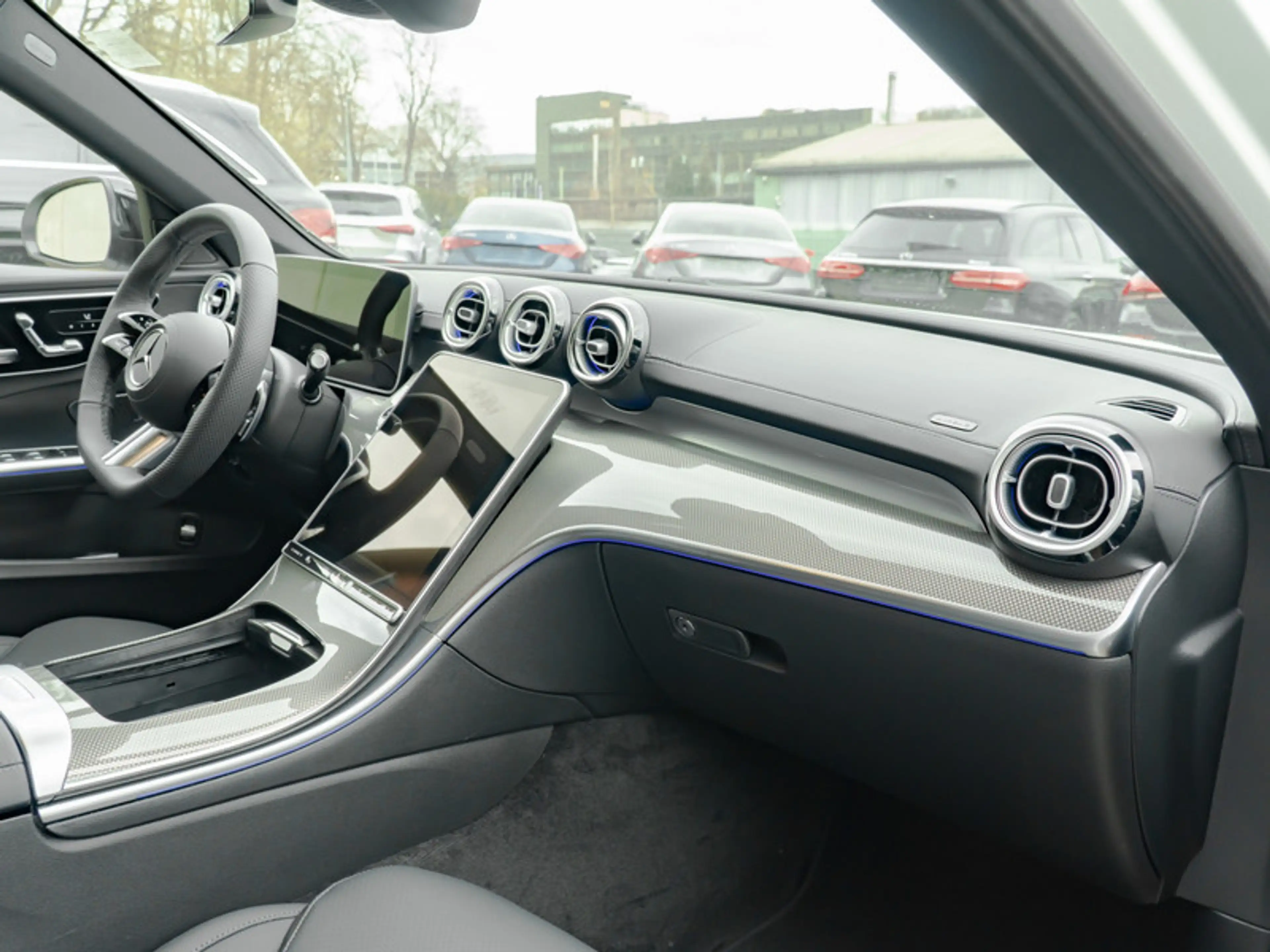 Mercedes-Benz C 200 AMG-Sport/DIGITAL/360/Memo/Night/Distr/18" — photo 8