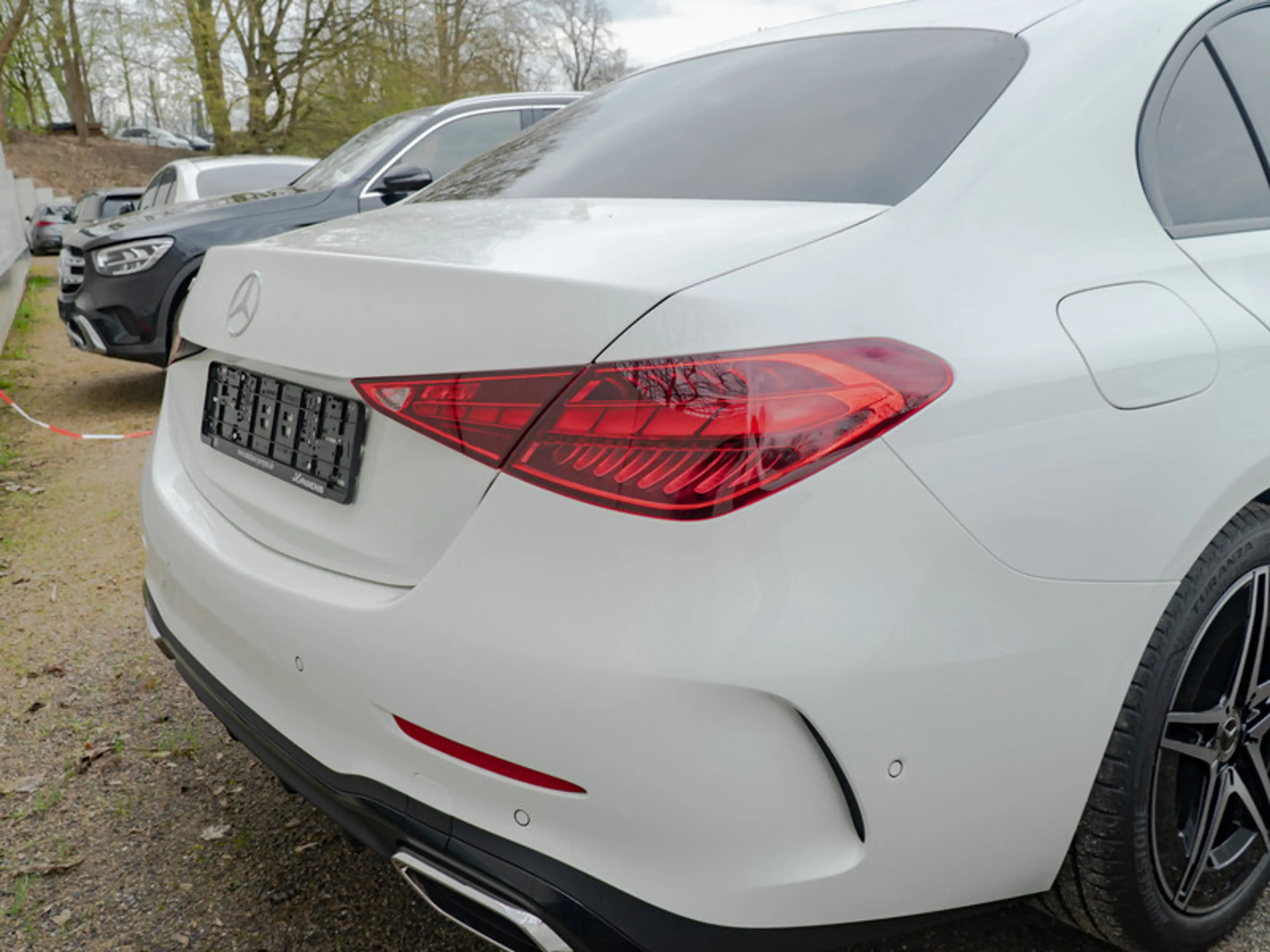 Mercedes-Benz C 200 AMG-Sport/DIGITAL/360/Memo/Night/Distr/18" — photo 6