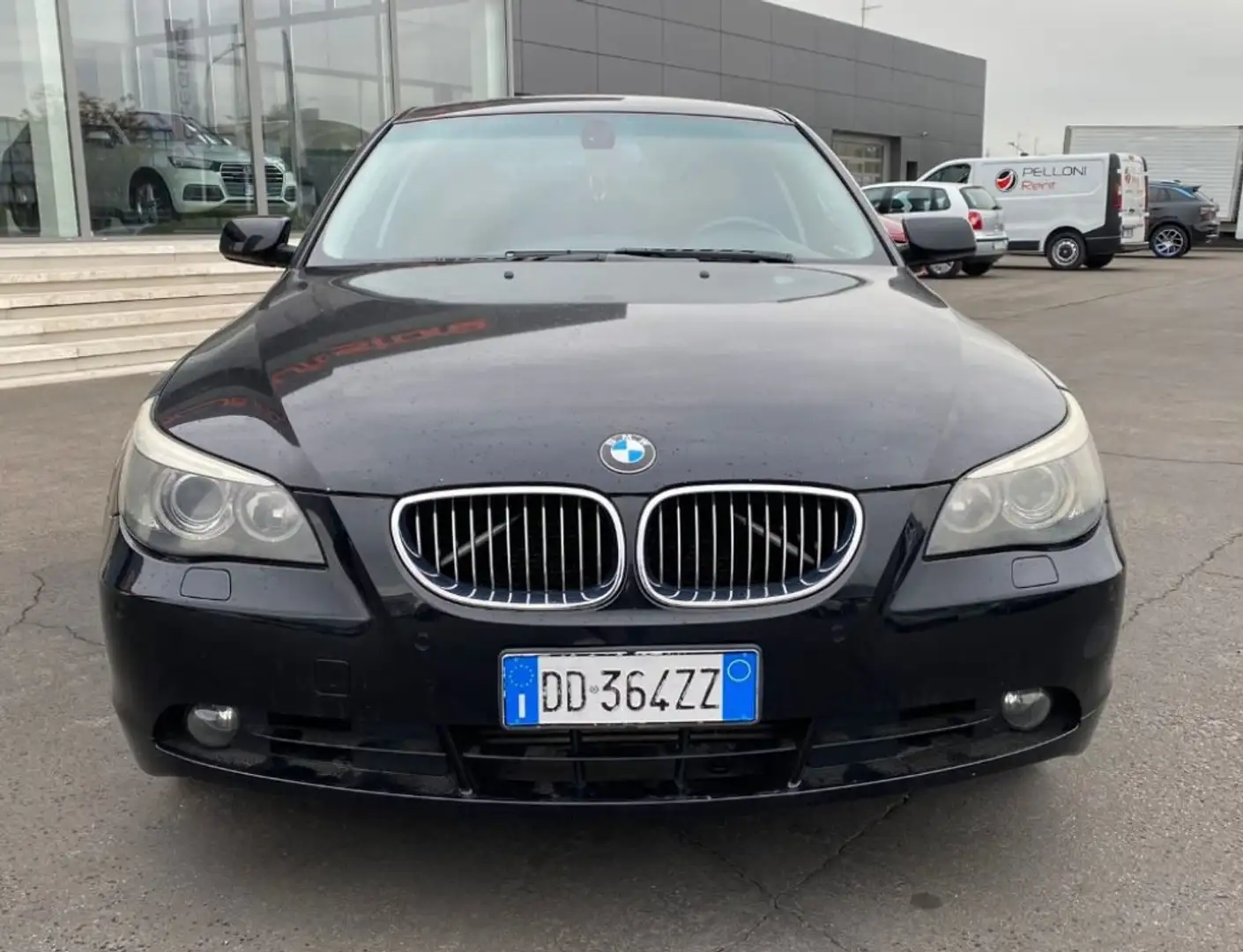 BMW 530 530 xd Touring Futura 4X4-C.AUTOMATICO-PELLE Nero - 2