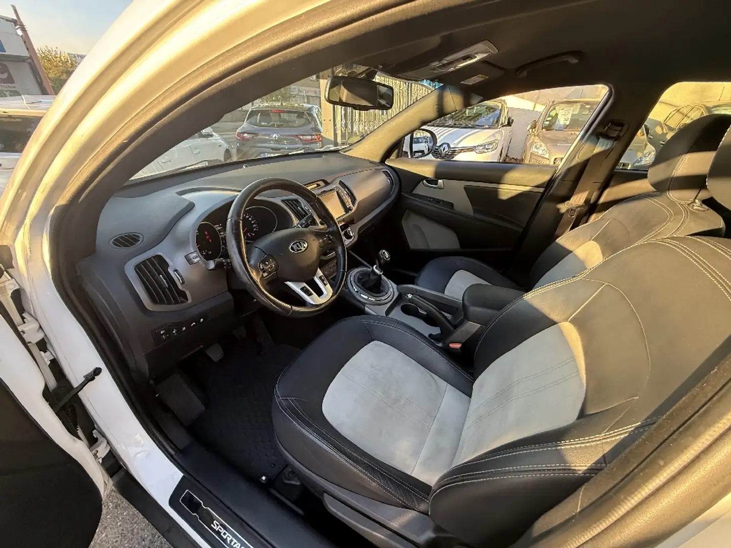 Kia Sportage 2.0 CRDi 136 4x4 Active - 2