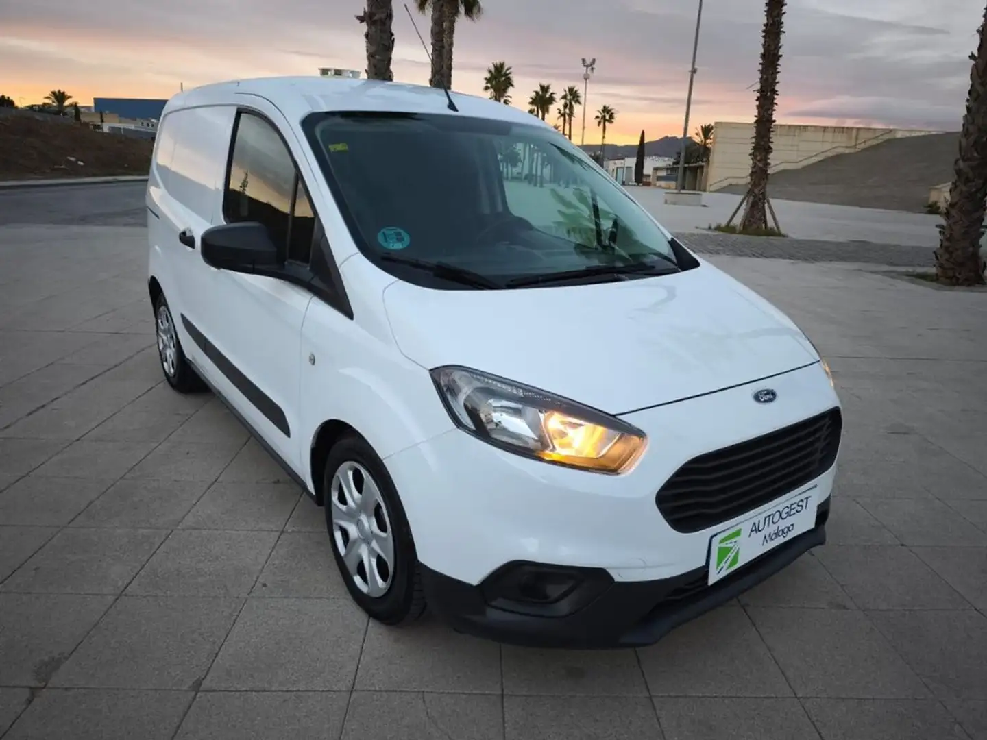 Ford Transit Courier Van 1.5TDCi Limited 100 Blanco - 2
