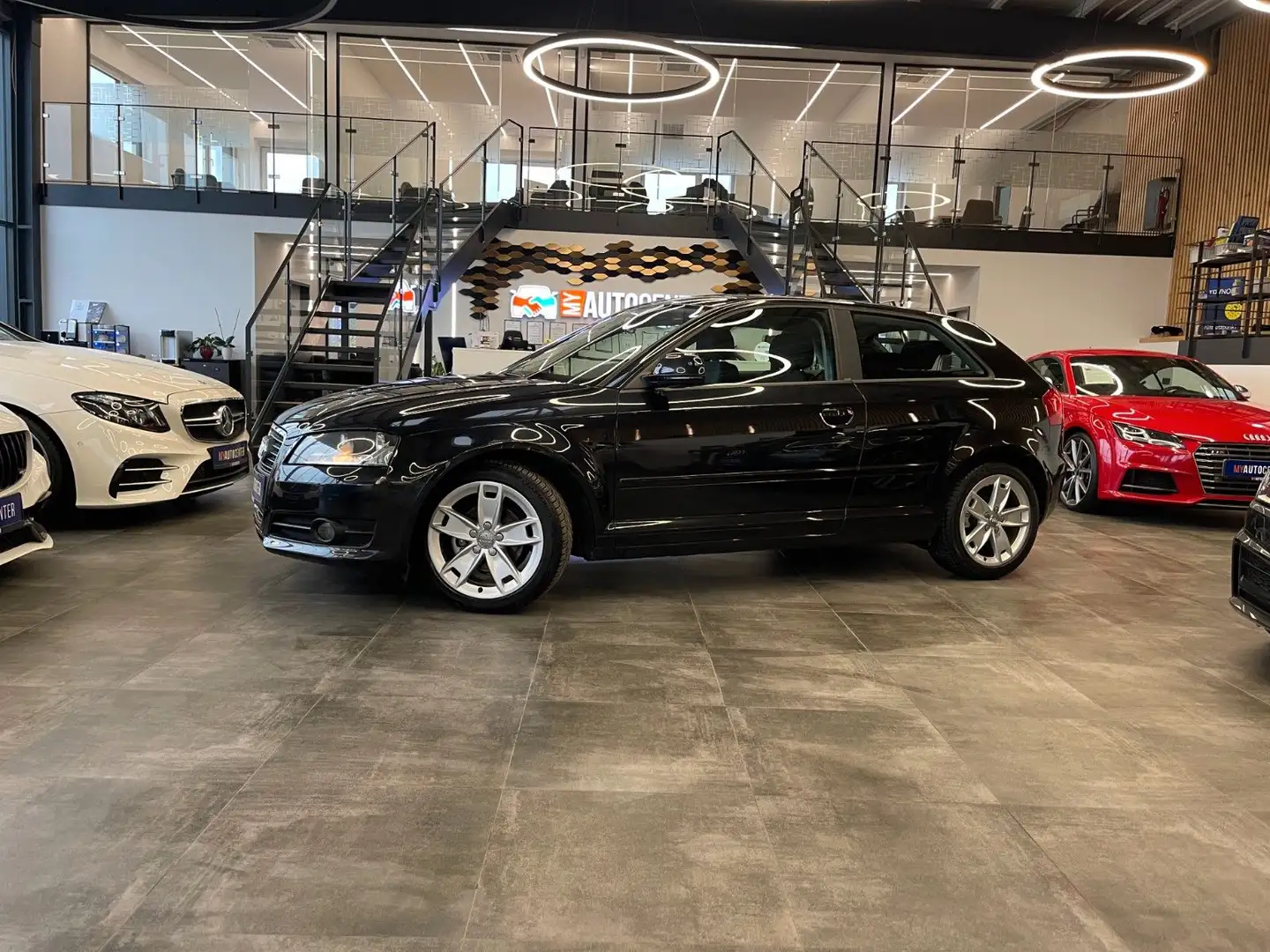 Audi A3 2.0 TDI Ambition *2. Hand*Klima*Tempomat*TÜV* Schwarz - 1