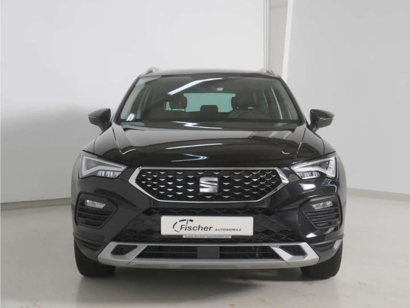SEAT Ateca 1.5 TSI DSG Xperience AHK/NAV/VIRTUAL/ACC Schwarz - 2