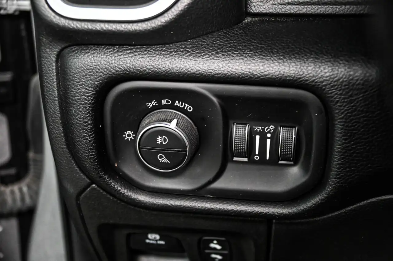 RAM 1500 fotografie RAM 1500