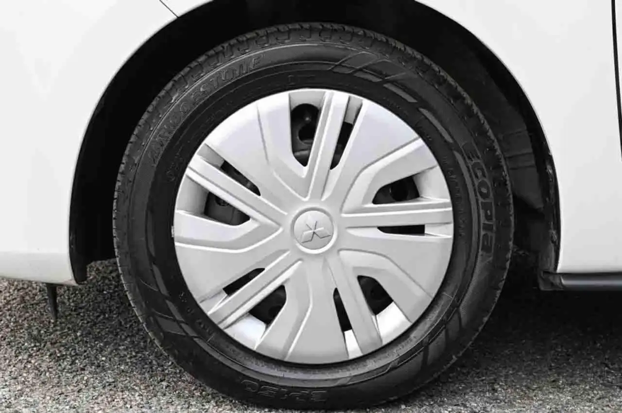 Mitsubishi Space Star 1.2 Invite Radio, миниатюра 6