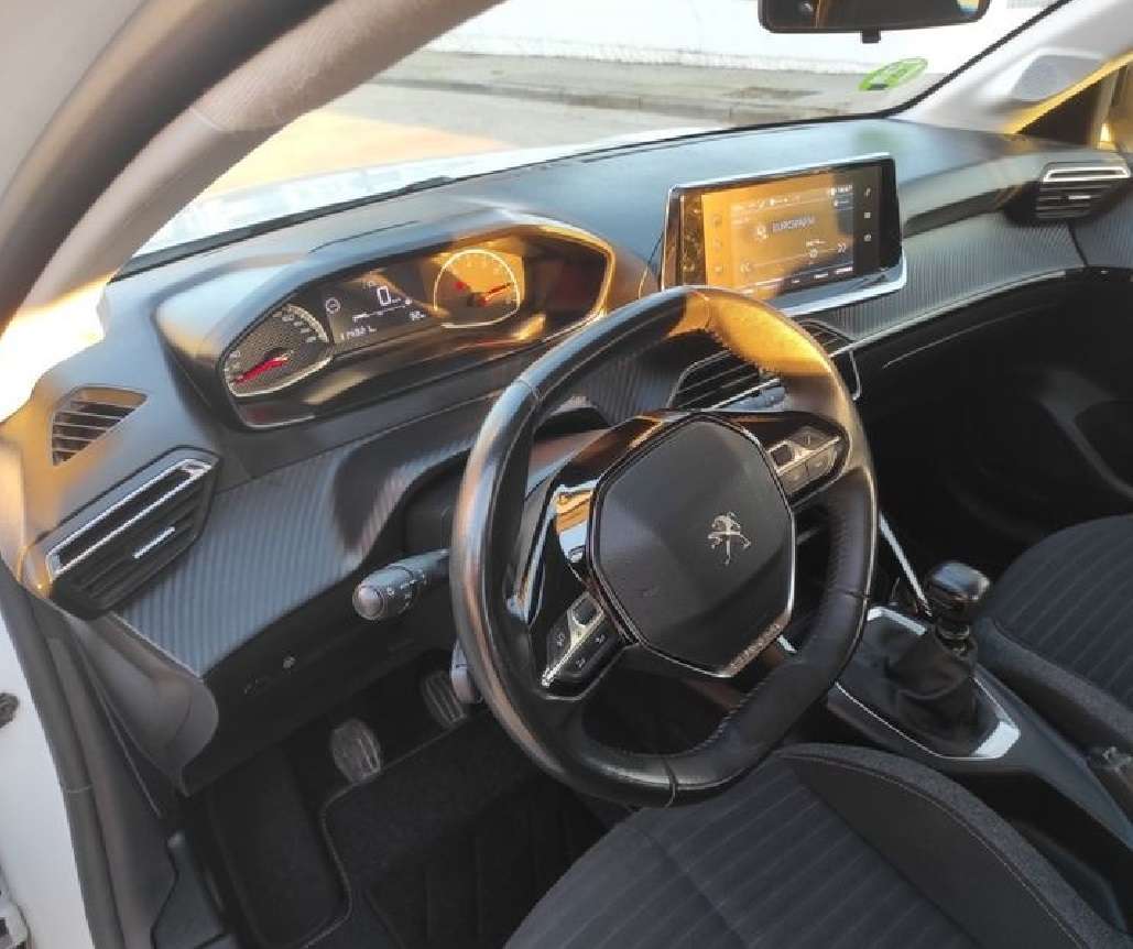 Second hand Peugeot 208 1.5