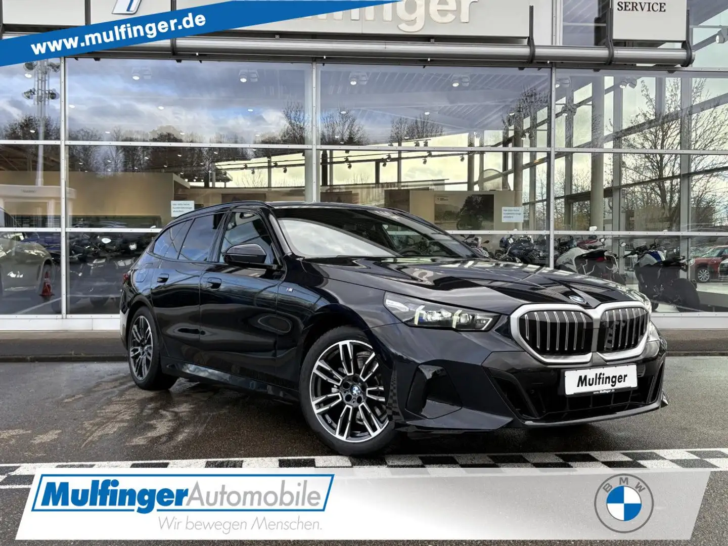 BMW 520 i T.M Sport Standh.Sitzbel.SuView HUD ACC AHK Schwarz - 1