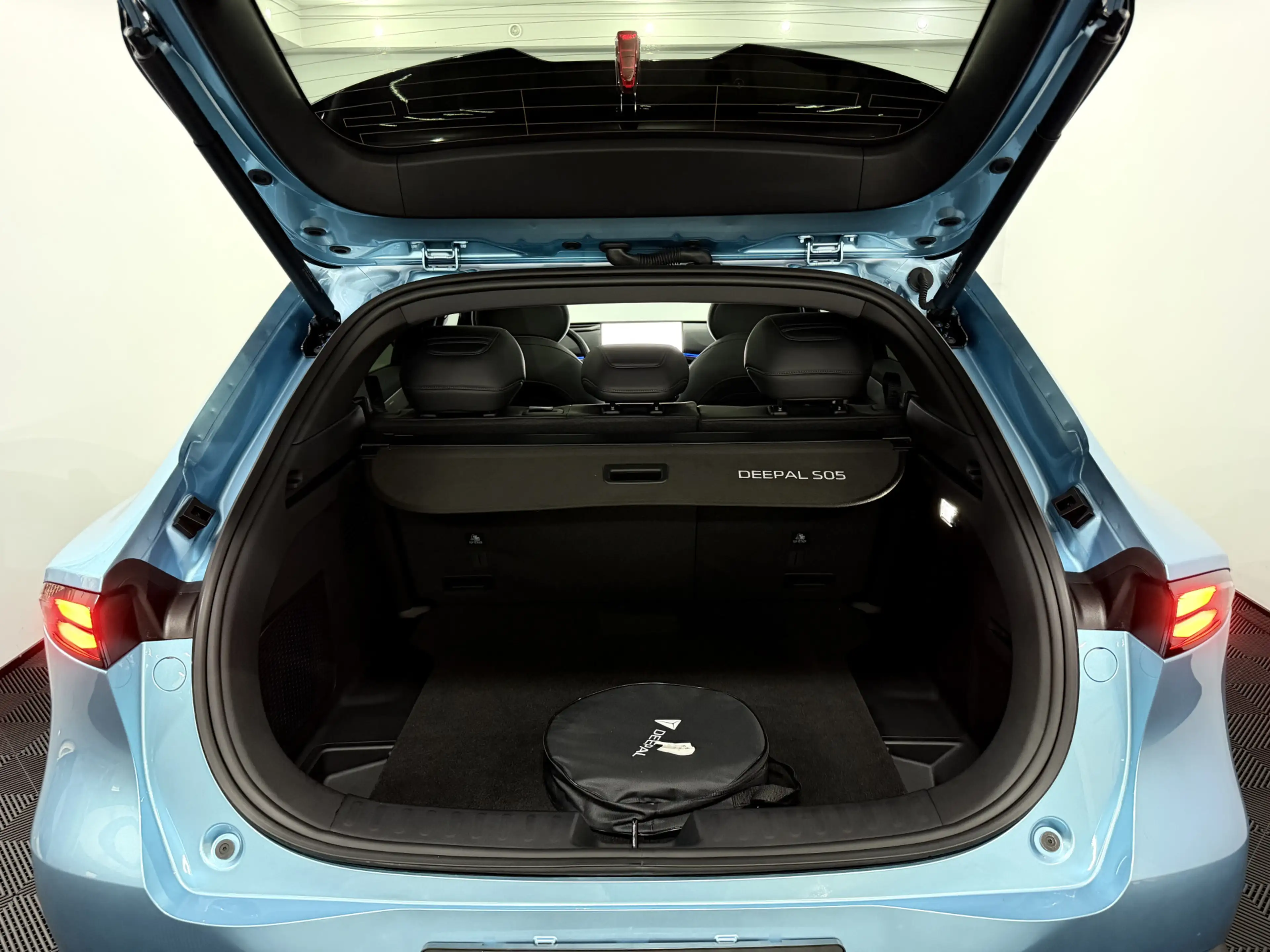 Changan Deepal S05 Max 68.8 kWh 486KM actieradius, Panoramadak, 360 C — photo 30
