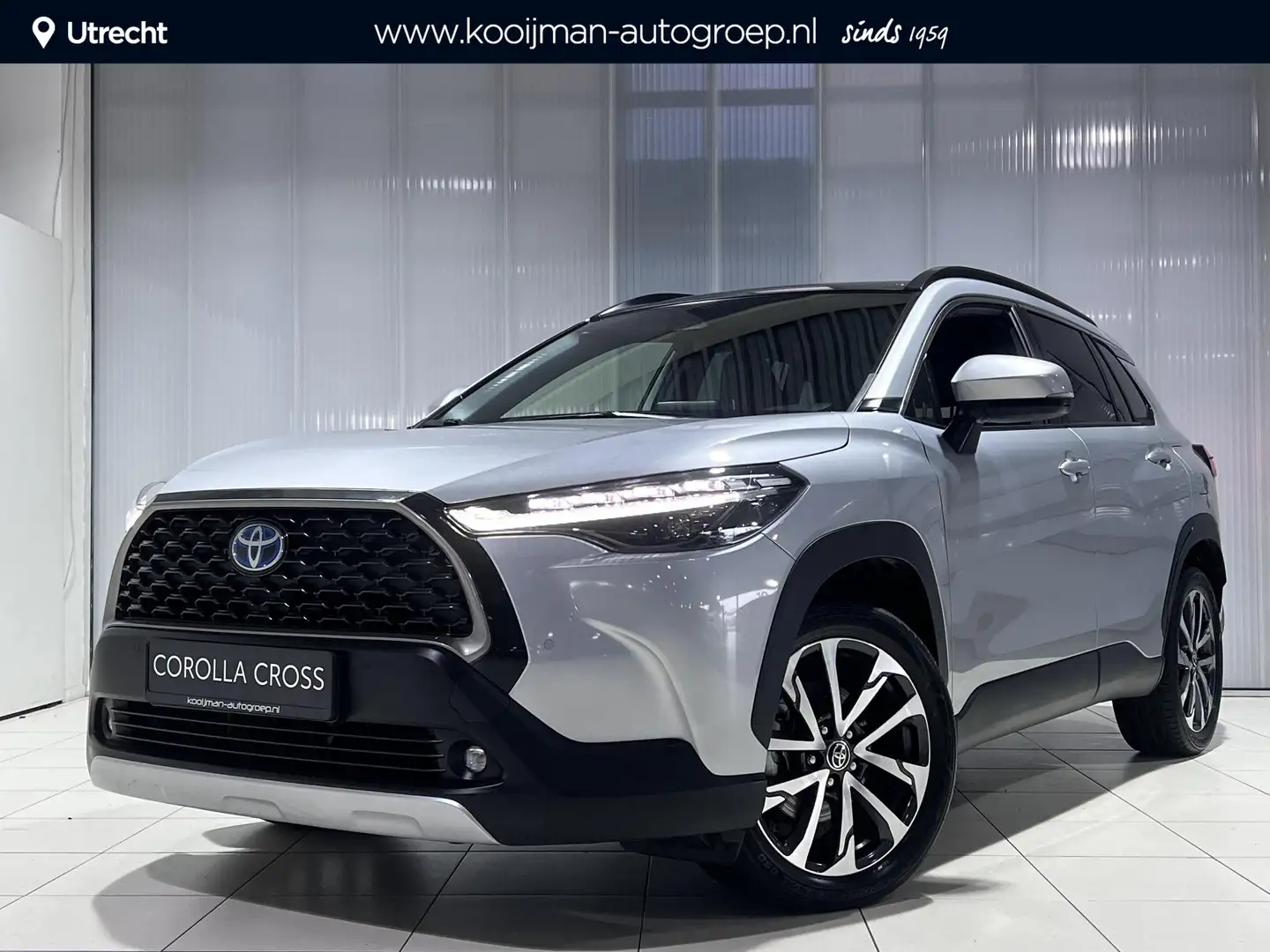 Toyota Corolla Cross Hybrid 140 Executive Edition Panoramadak, Dodehoek Gris - 1