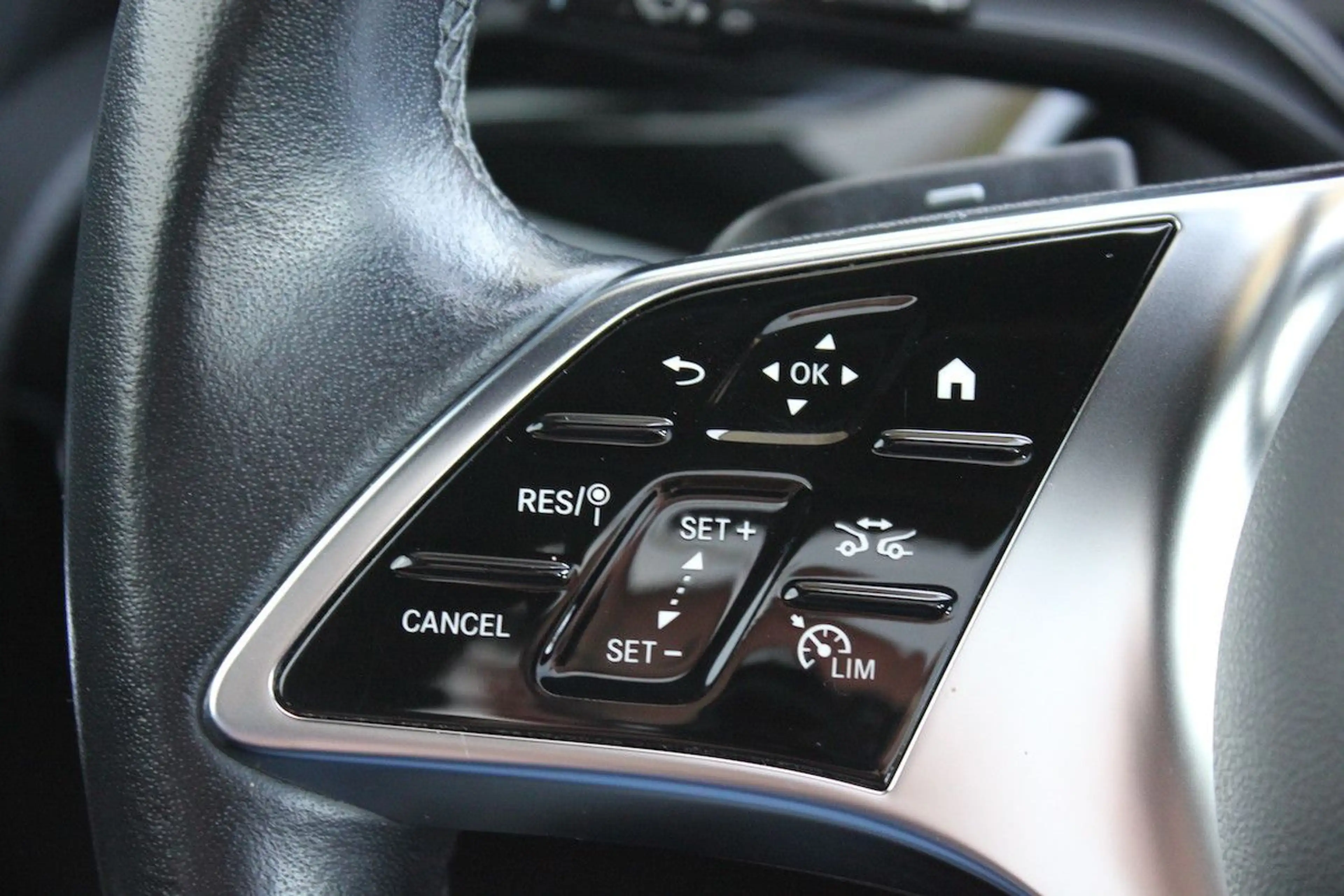 Mercedes-Benz A 250 e EQ PlugIn Hybrid Progressive 21584€ NETTO — photo 12