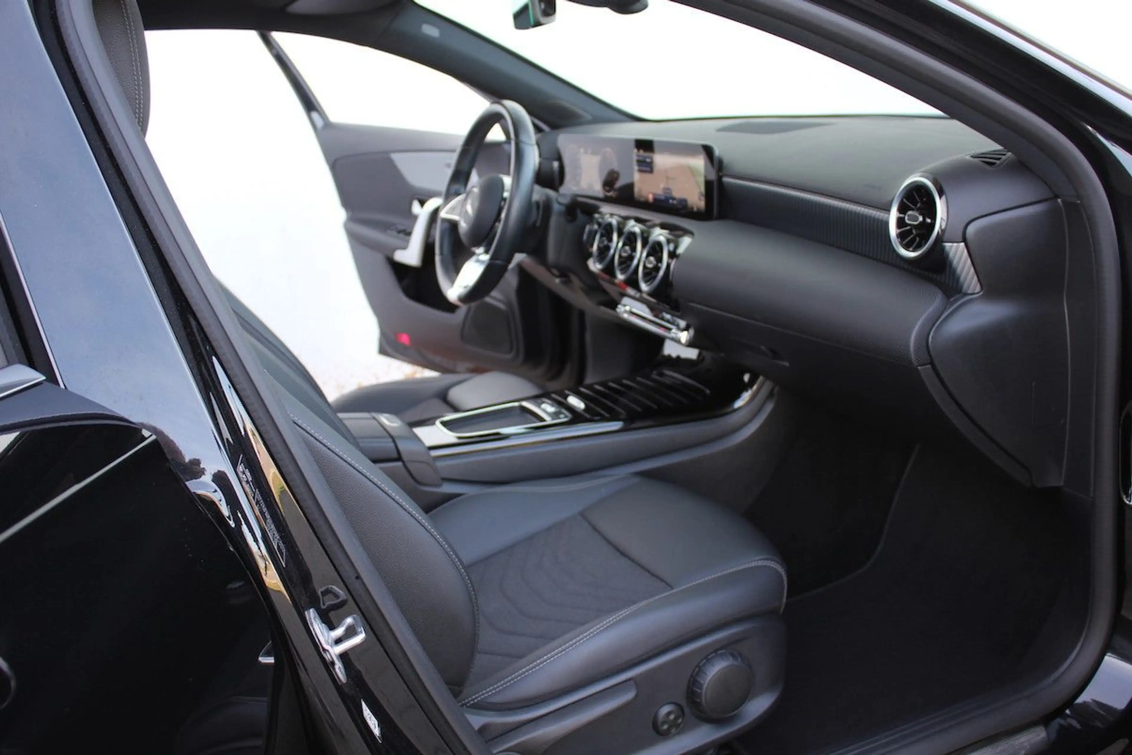 Mercedes-Benz A 250 e EQ PlugIn Hybrid Progressive 21584€ NETTO — photo 9