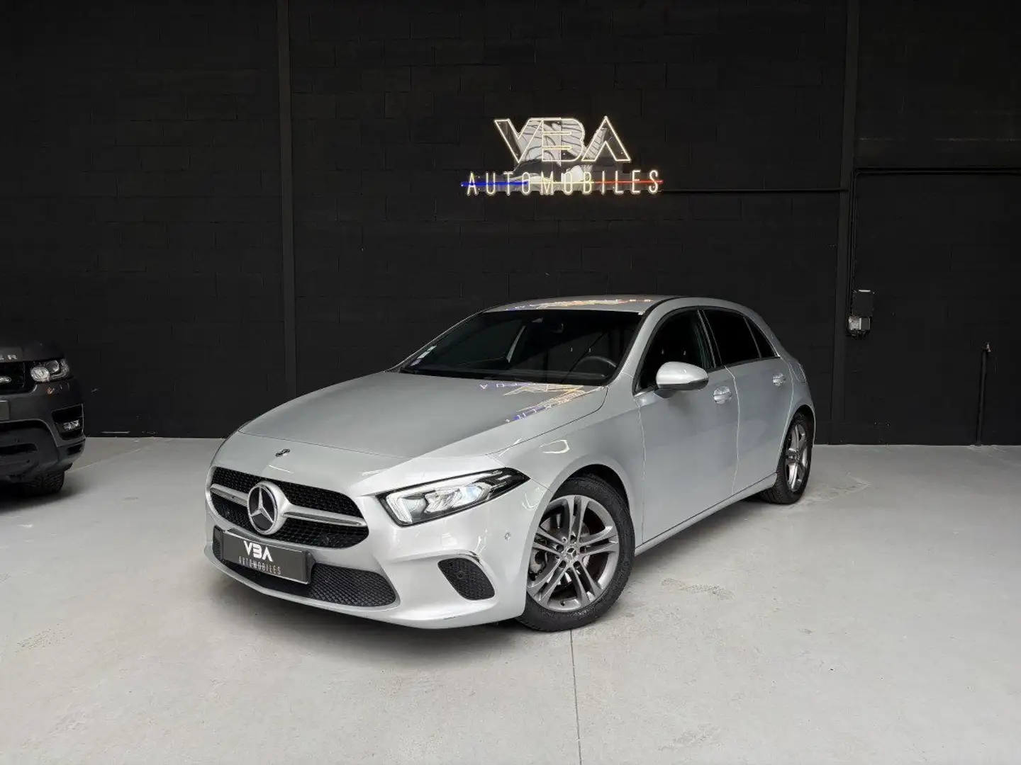 Mercedes-Benz A 180 Compact (4) 180 Style Line Gris - 1