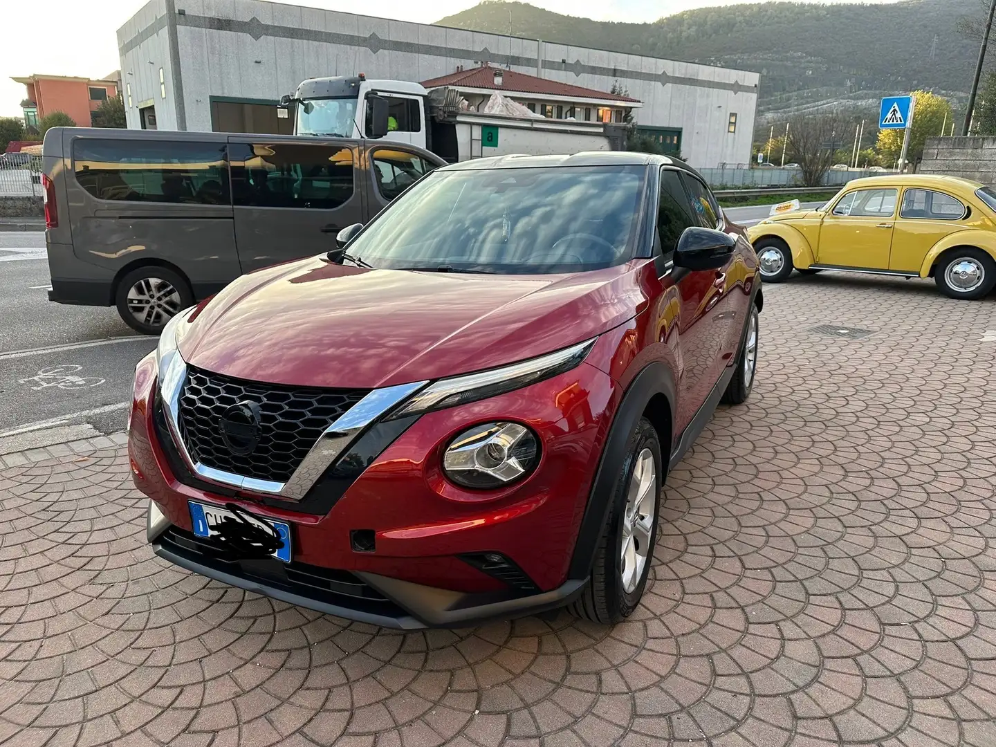 Nissan Juke Juke  1.0 dig-t Tekna 114cv dct Rojo - 1
