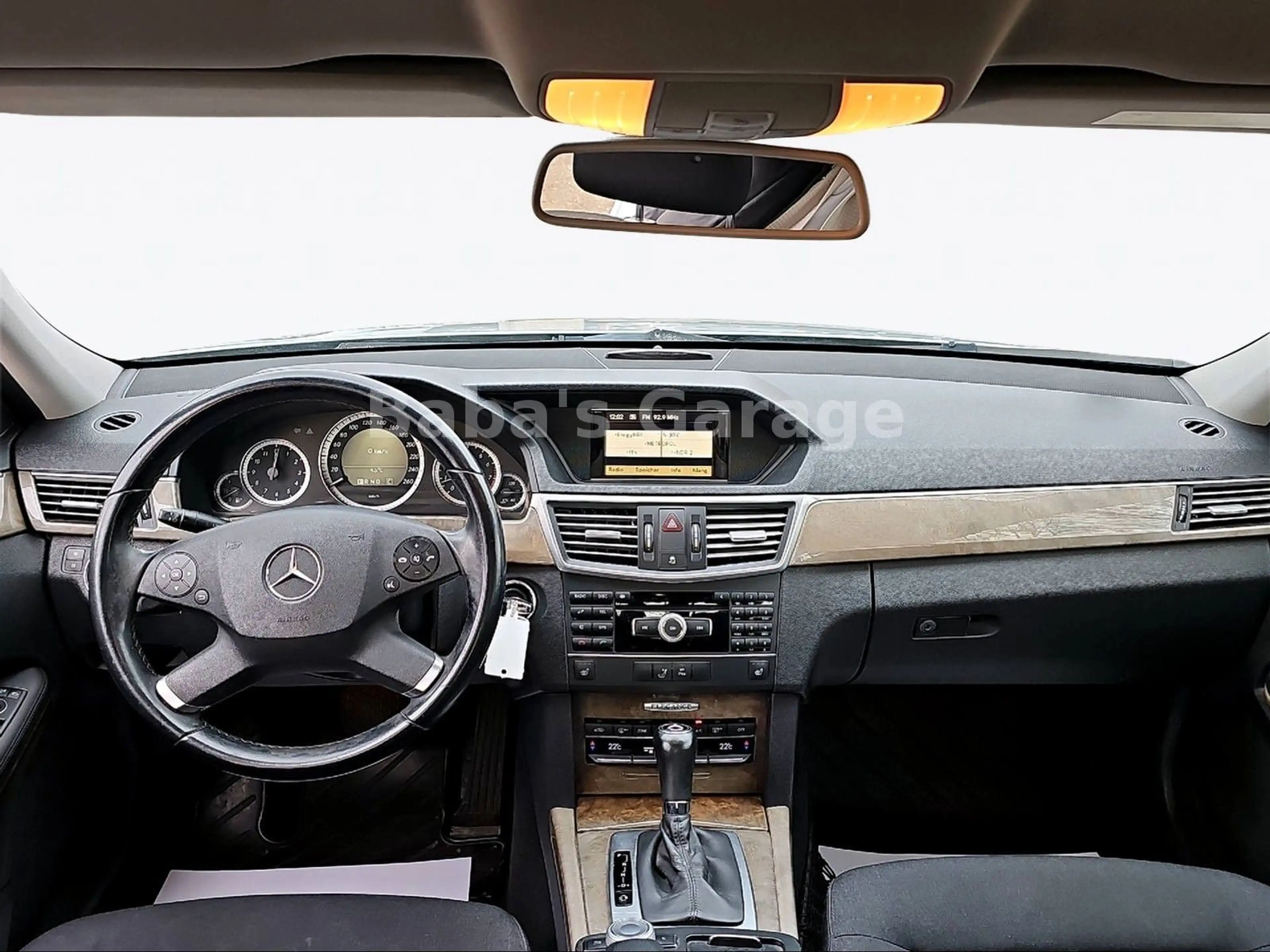 Mercedes-Benz E 250 CGI Elegance Aut. SHZ PDC AHK — photo 14