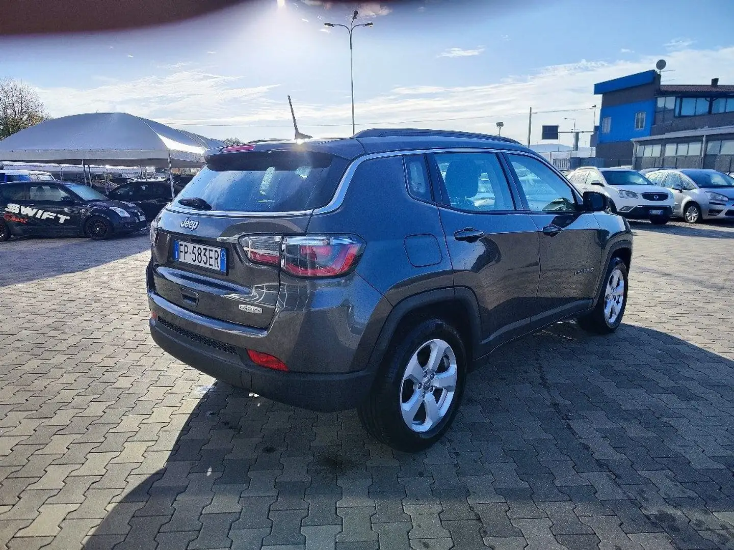Jeep Compass 1.6 Multijet II 2WD Longitude Grau - 2