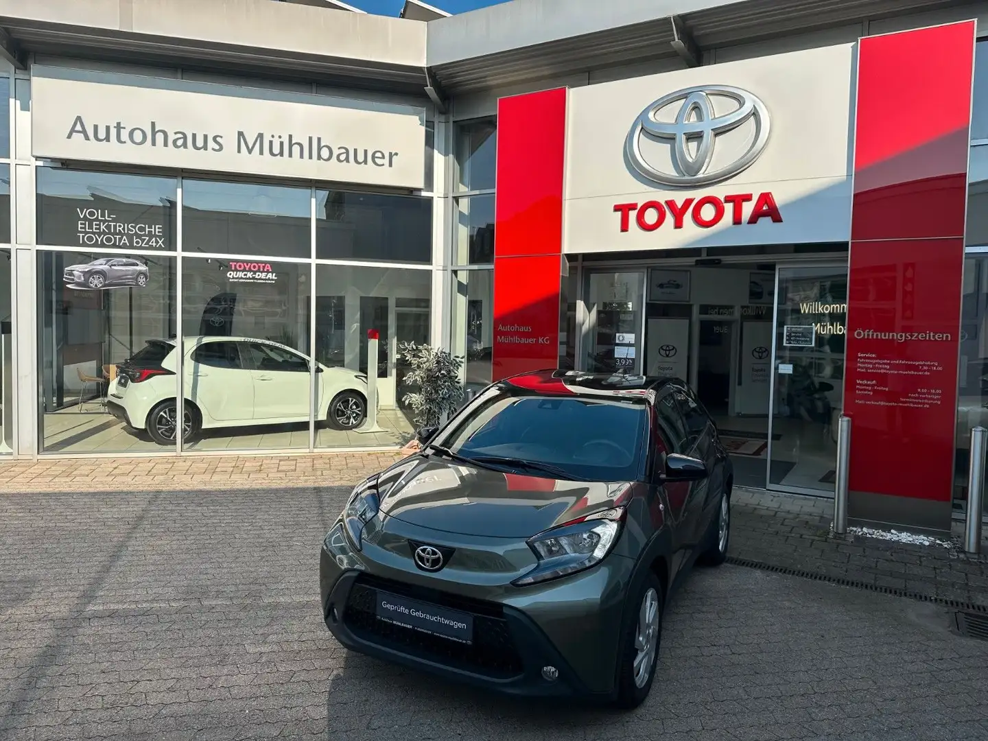 Toyota Aygo X Pulse Grün - 2