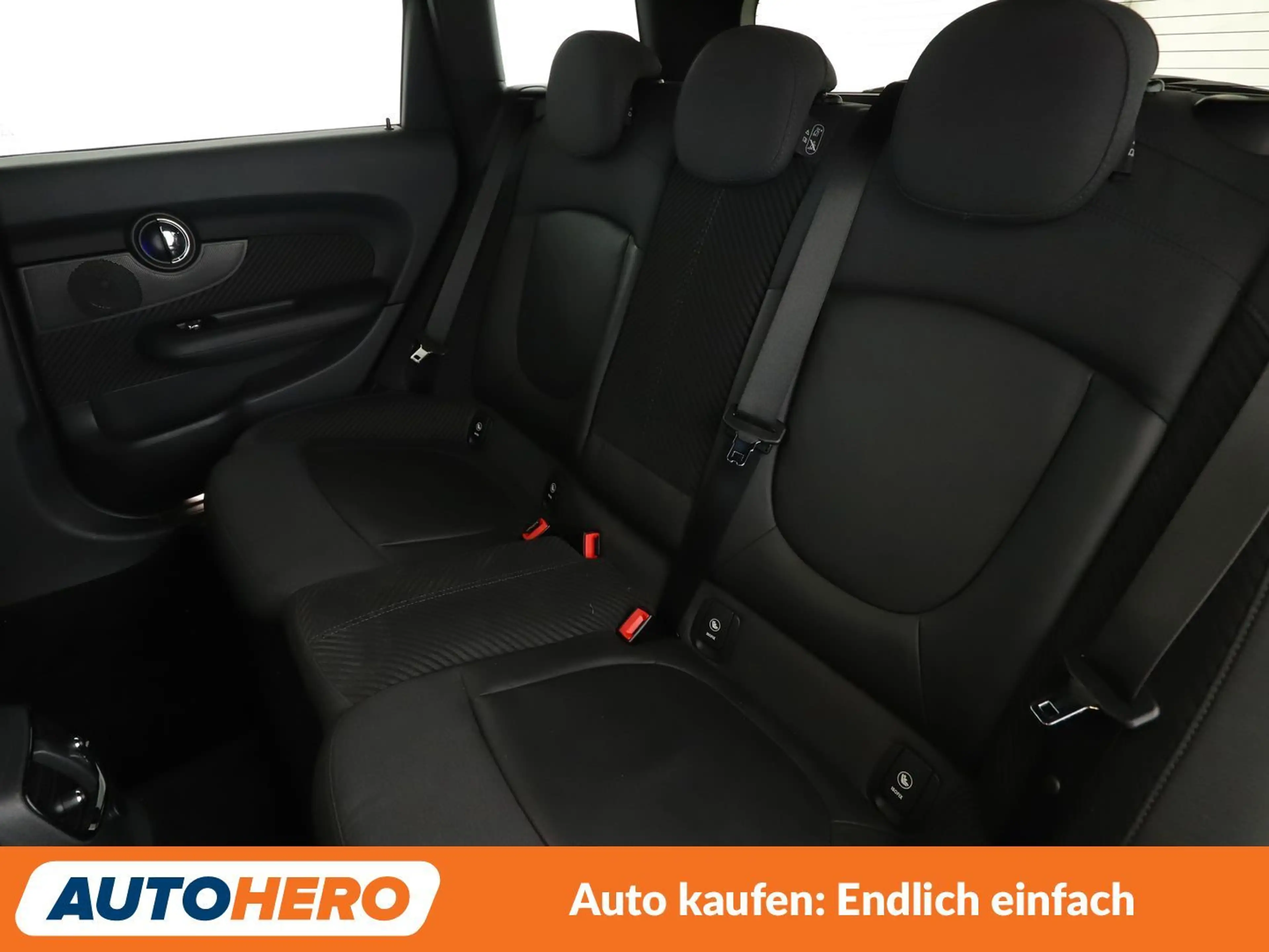 MINI Cooper Clubman Cooper Aut.*LED*TEMPO*PLA*PDC* — photo 14