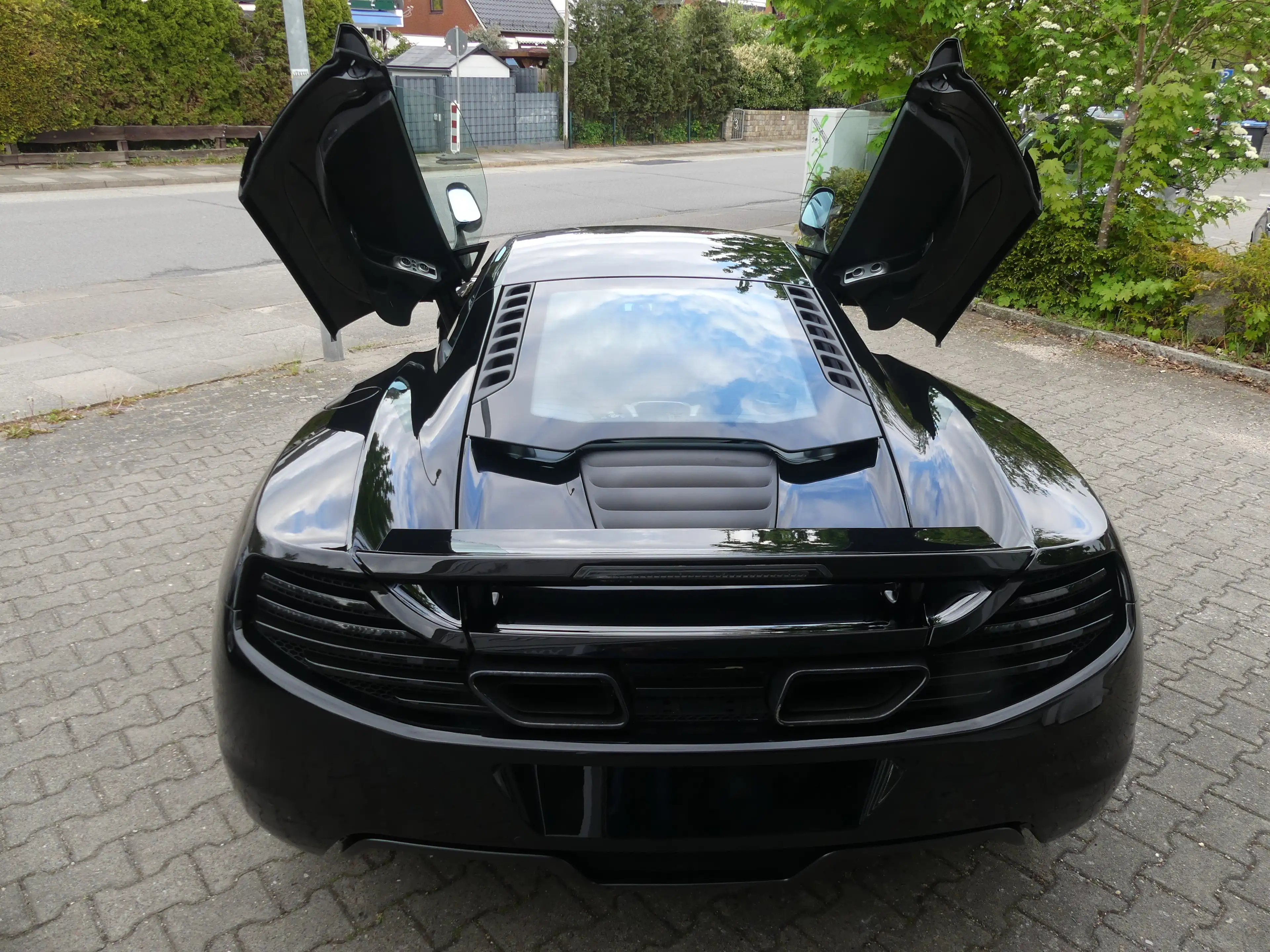 McLaren MP4-12C Modelljahr 2013 * 1. Hand — photo 4