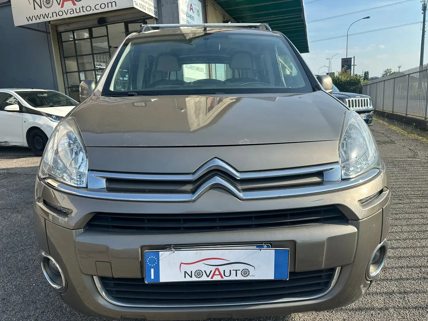 Citroen Berlingo Berlingo Multispace Multispace 1.6 hdi Xtr 115cv Grijs - 1