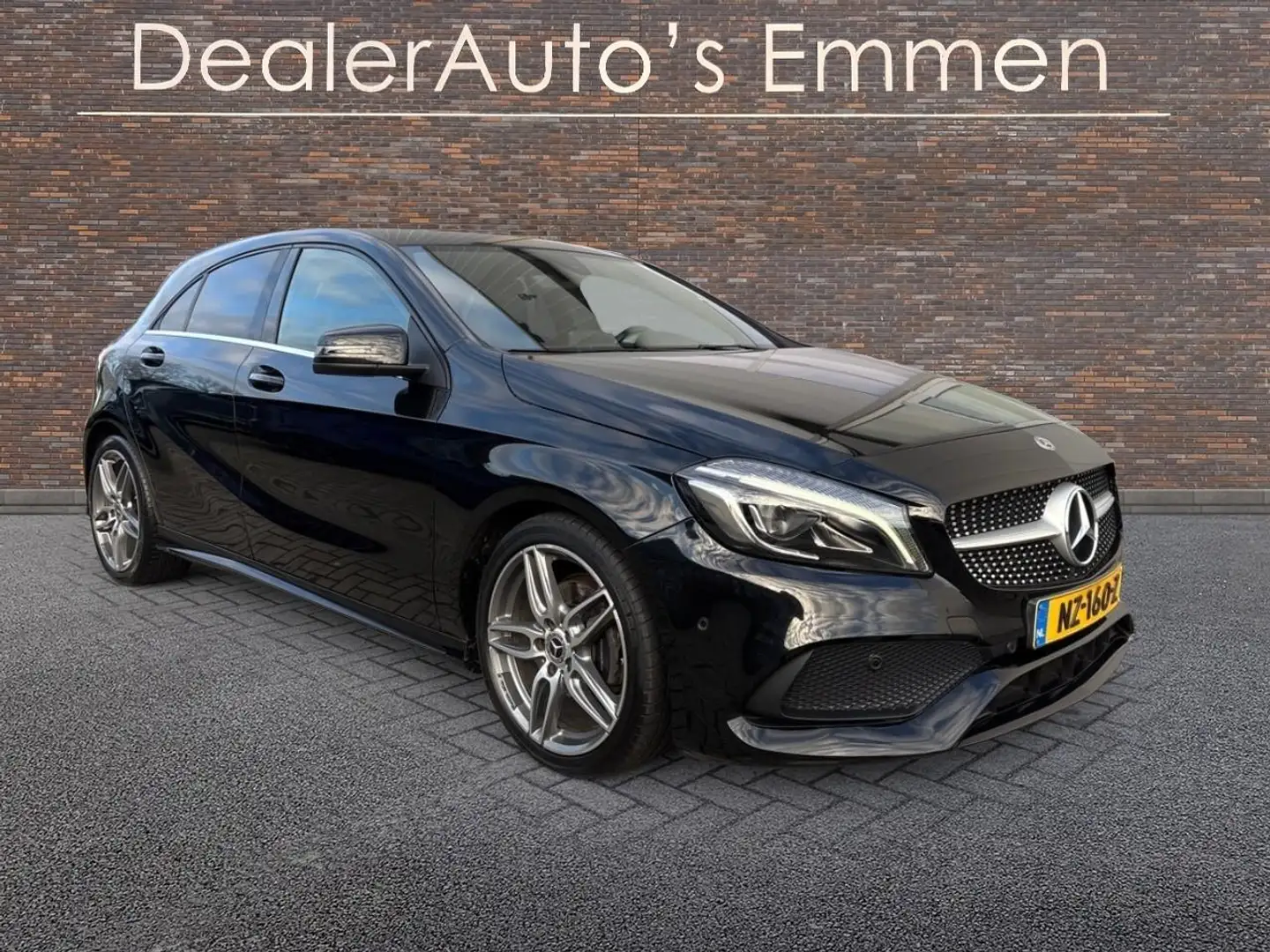 Mercedes-Benz A 180 AMG NAVIGATIE LMV SPORTSTOELNE LED Zwart - 1