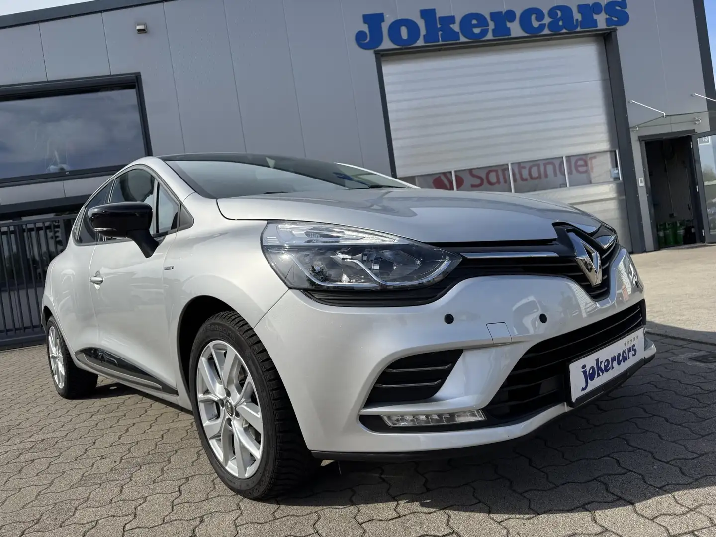 Renault Clio IV 1.5 dCi 90 Limited Facelift 1.HD TOP Grau - 1