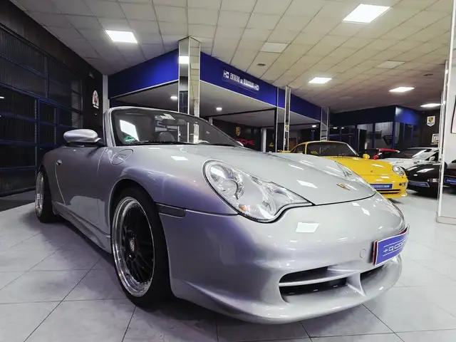 Porsche 996 Carrera 4S Cabrio