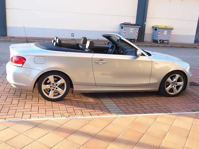 BMW 120 Serie 1 E88 Cabrio 120i Cabrio Attiva